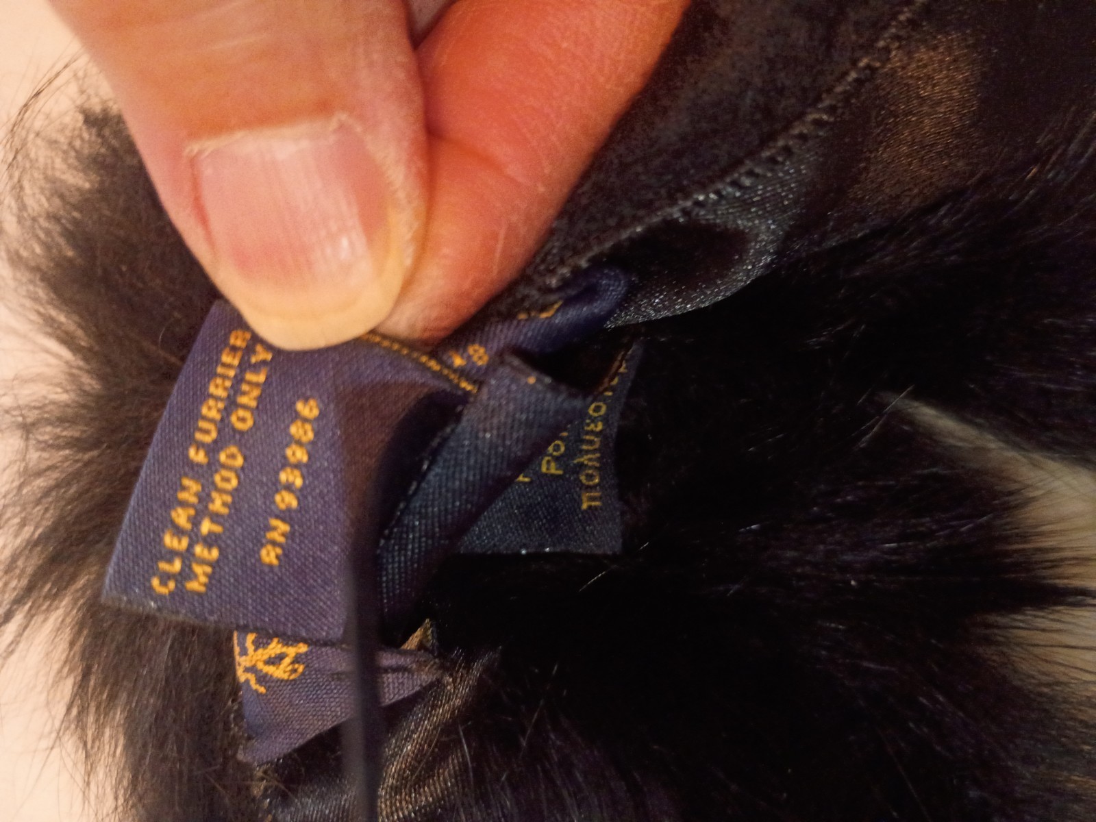 NWT Brooks Brothers Blue Fox Fur Scarf