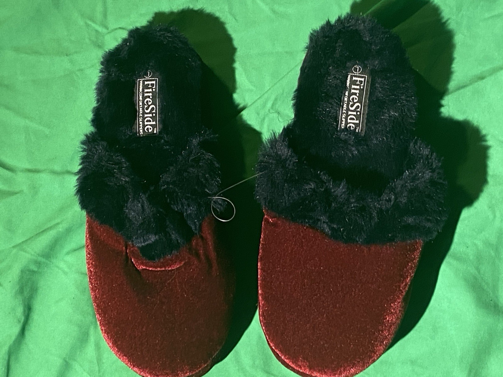 FireSide Women’s Size 6 Red/Black Mule Slip-On Slippers Faux Fur Lined