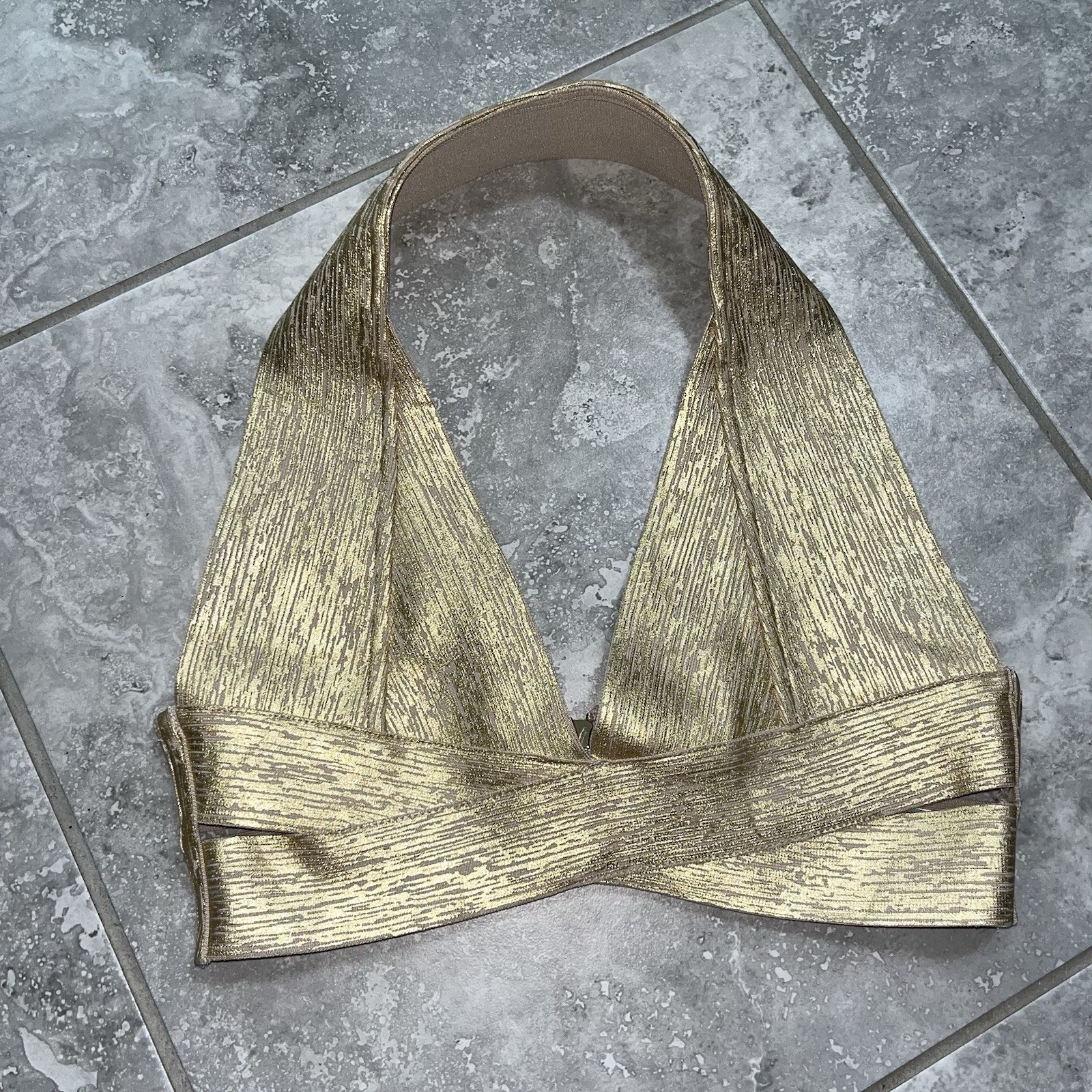 Bella Barnett Narnia Gold Bandage Low Cut Halter Crop Top Metallic Gold M