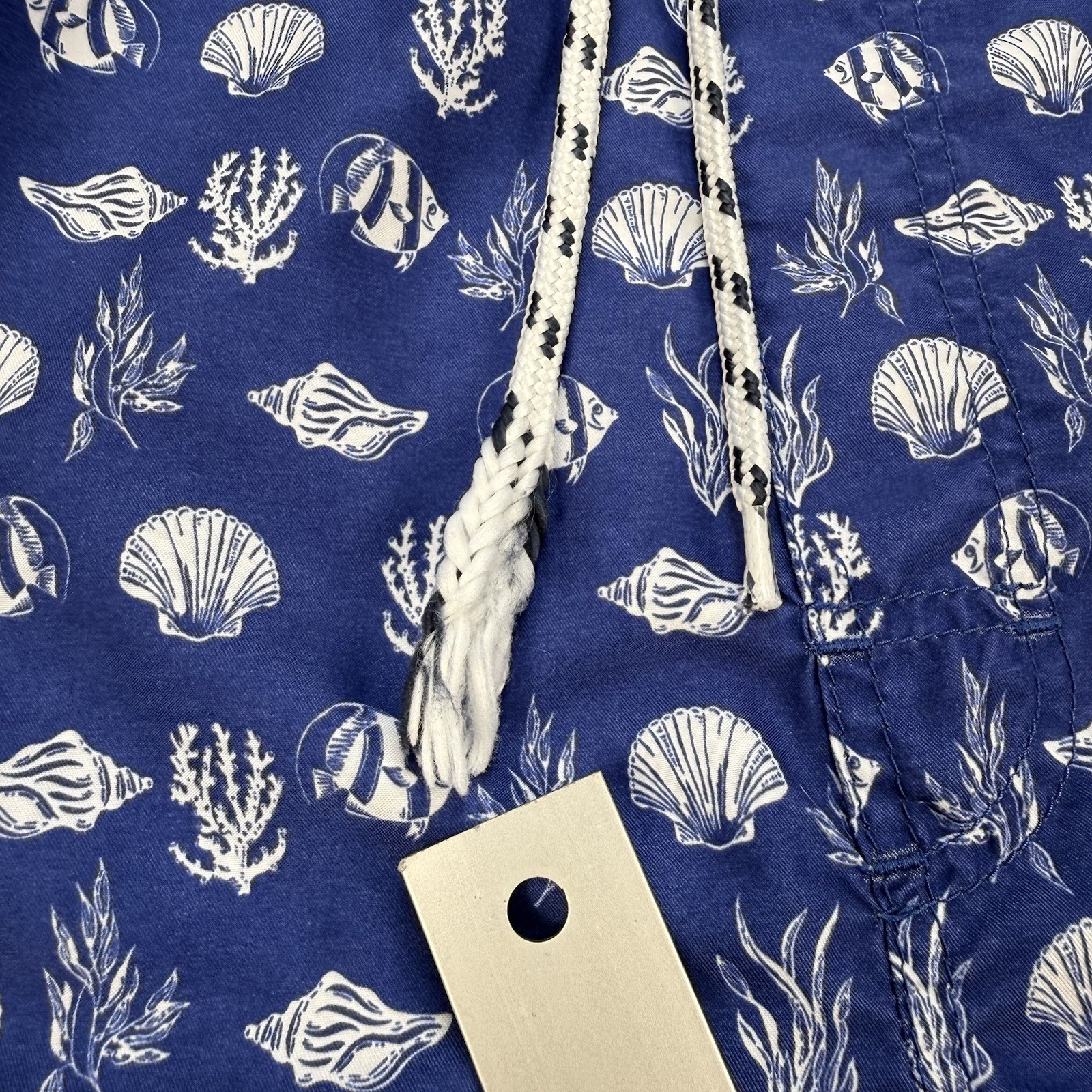 Newport Blue Men’s Swim Trunks 2XL Blue Fish Coral Print Mesh Lined Shorts