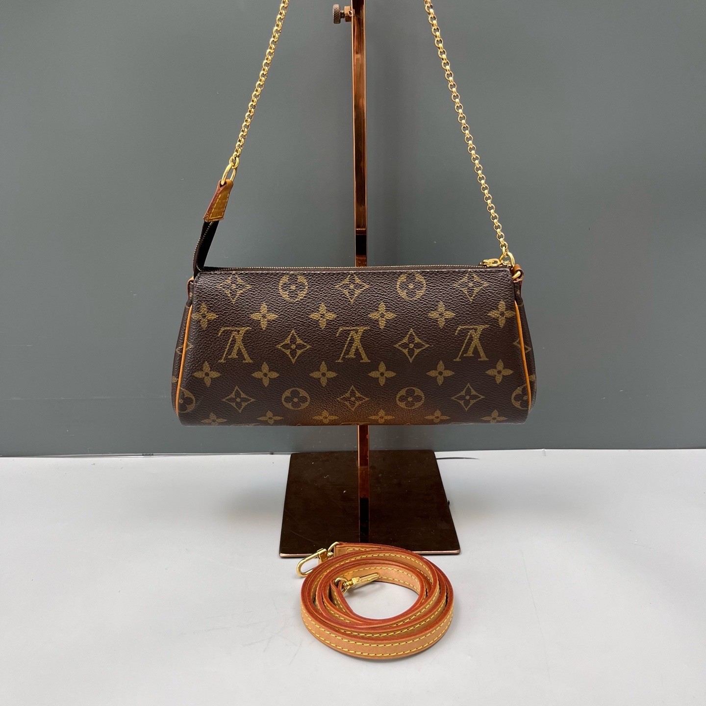 Louis Vuitton Pre-Owned Authentic Shoulder Bag Free Tracked Shipping