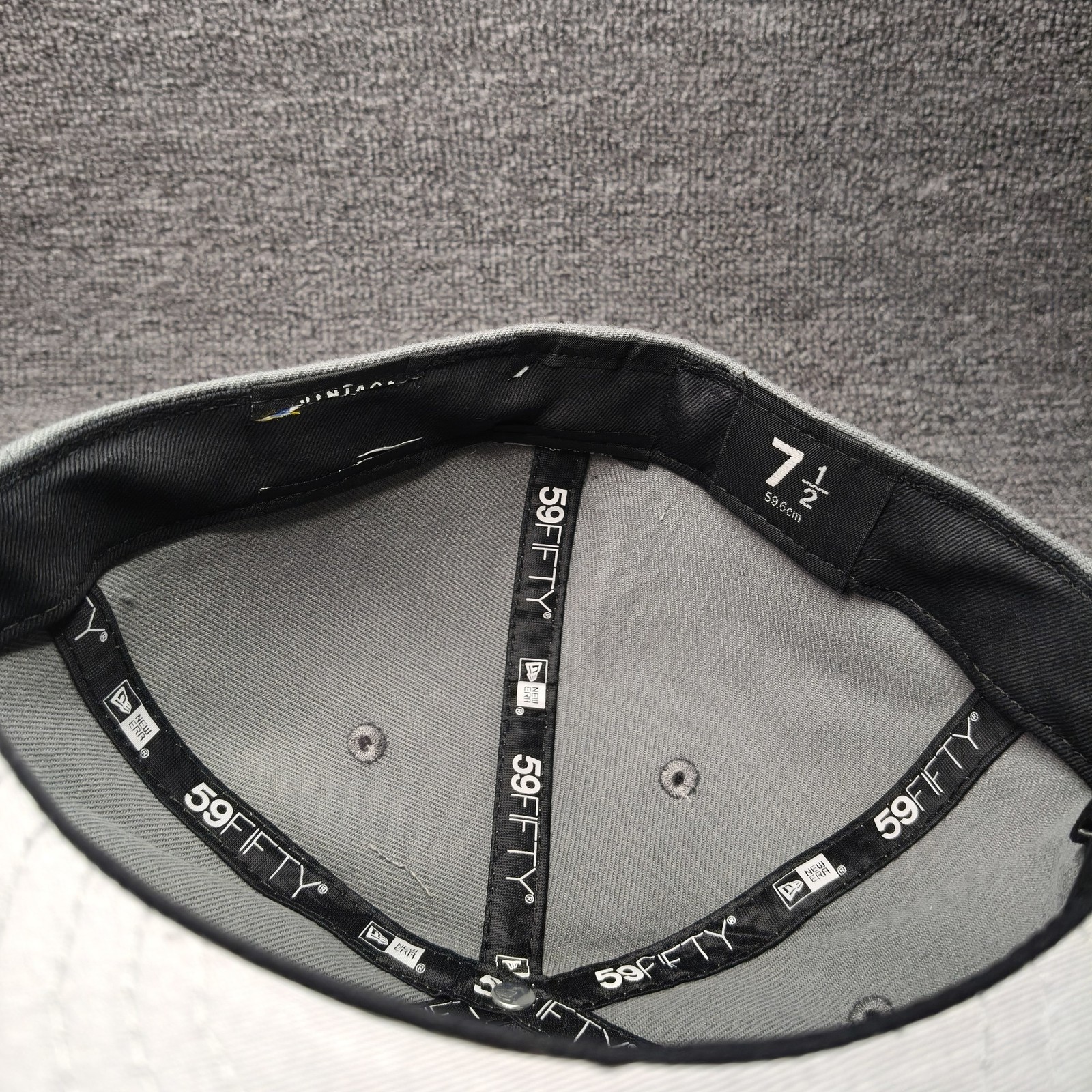 New Era Vancouver Canucks 59FIFTY Fitted Grey Black Hat 7 1 4