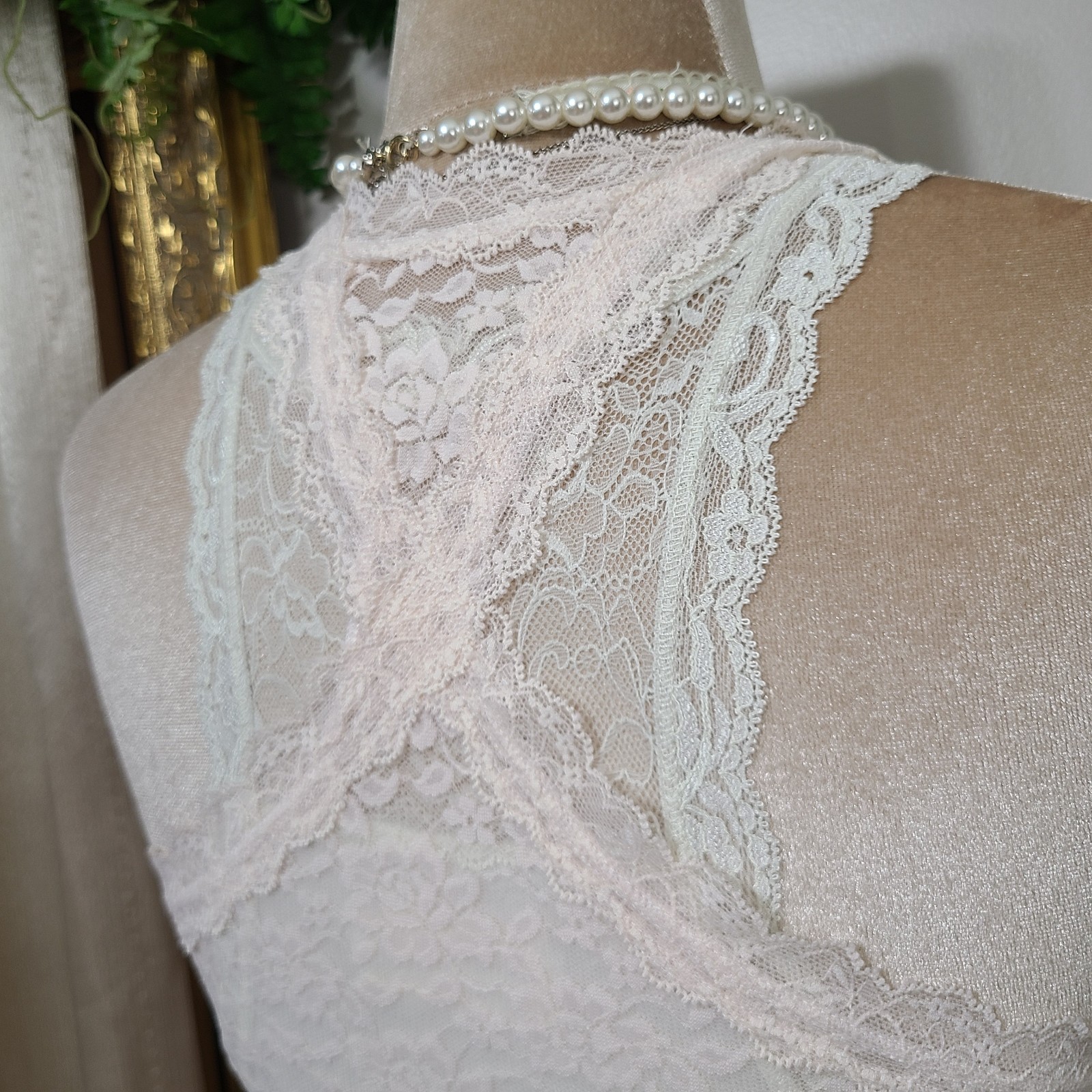 ♡ Y2K ♡ Abercrombie And Fitch Baby Pink Lace Razorback Cami Tank Top Vintage