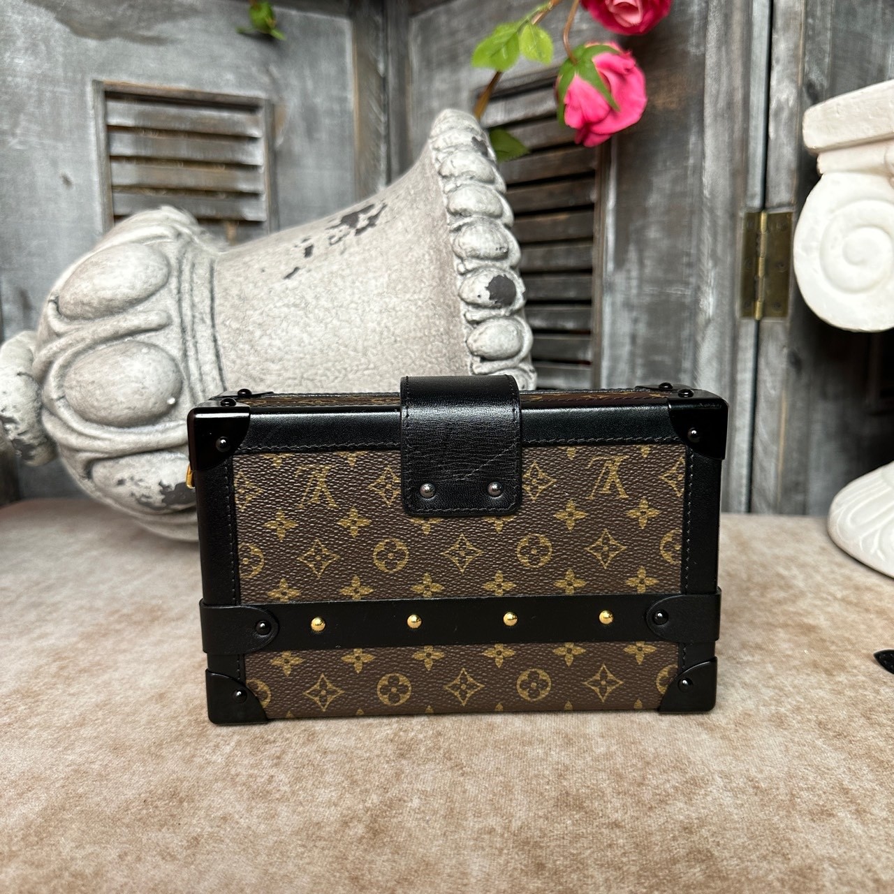 Louis Vuitton Pre-Owned Authentic Box Clutch Monogram Free Tracked Shipping