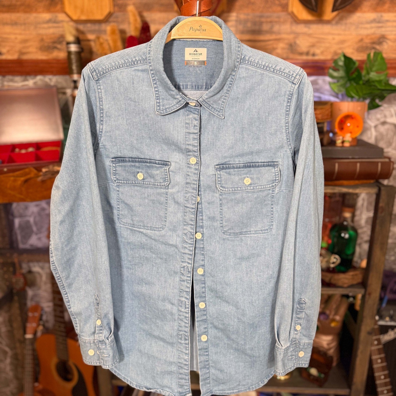 Ridgecut Toughwear Light Wash Denim Button Down Shirt Women Small Blue Utility