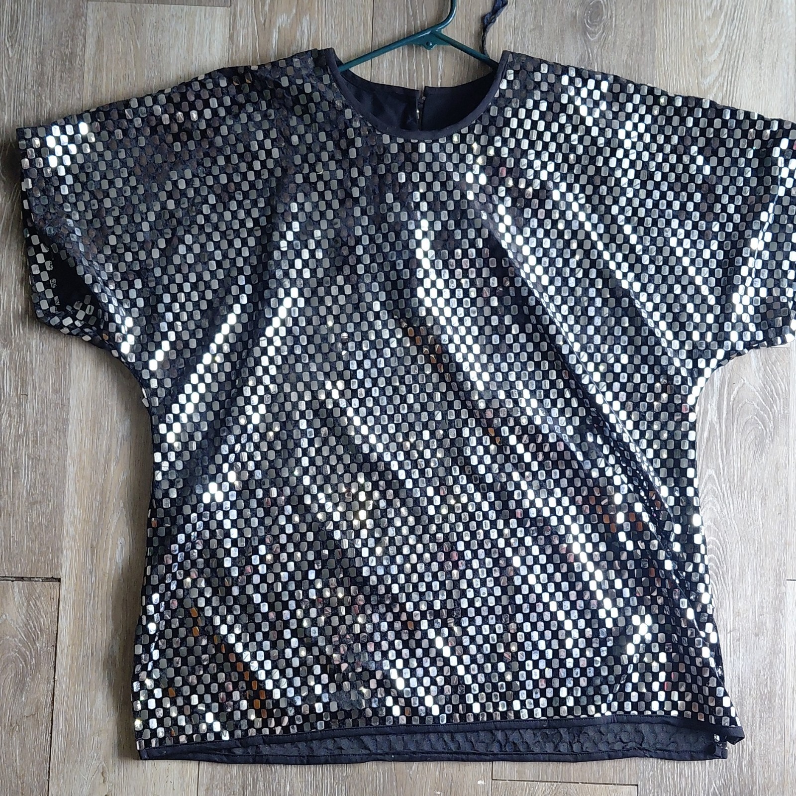 Michael Allen Ltd Vintage Black Silver Sequin Geometric Dolman Sleeve Blouse L