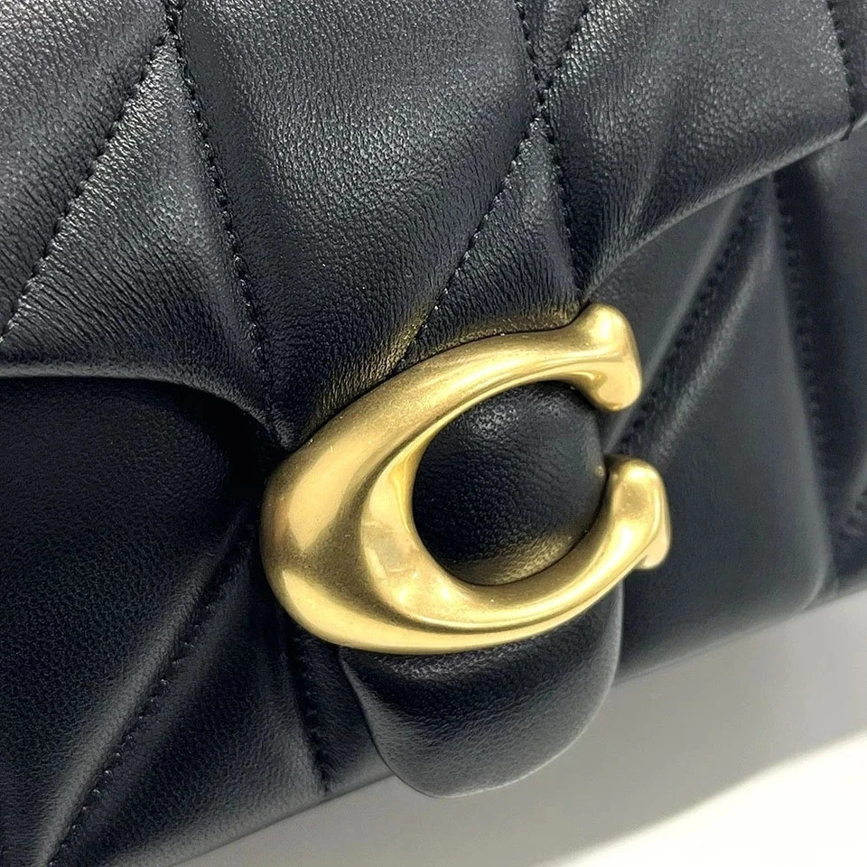 COACH Tabby 20 Quilted Shoulder Bag Leather Black Gold outlet NEW