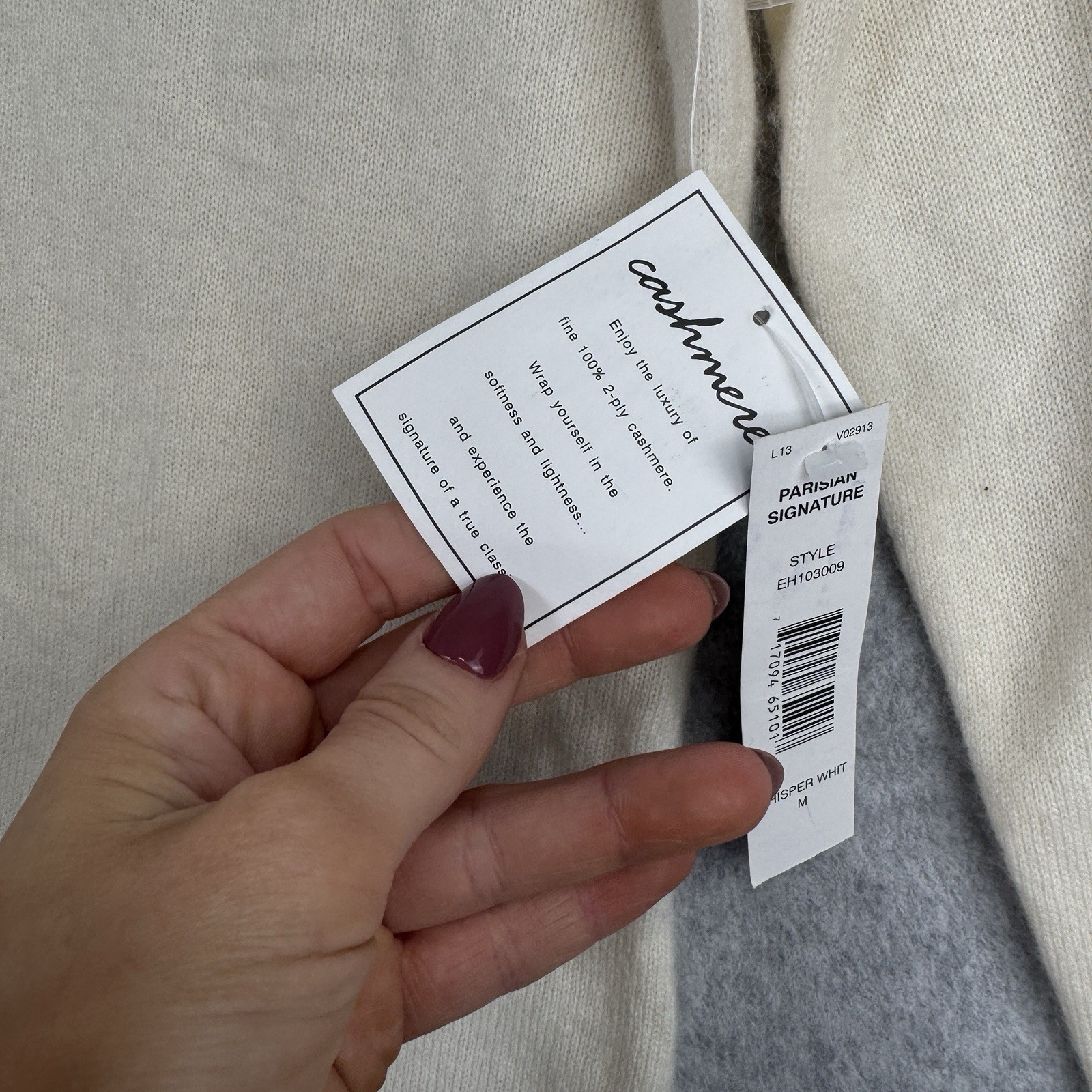 Parisian Signature Cashmere Turtleneck Sweater NWT Size M Whisper White Flaw VTG