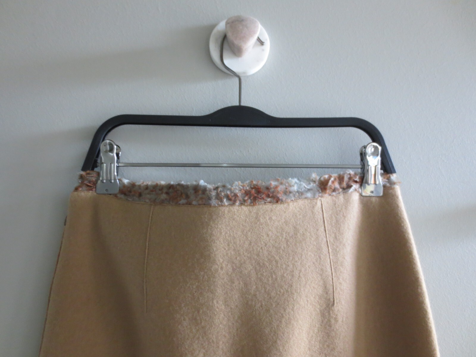 AUTH FENDI 100% WOOL PENCIL MIDI SKIRT IN CAMEL Sz-40 $1050