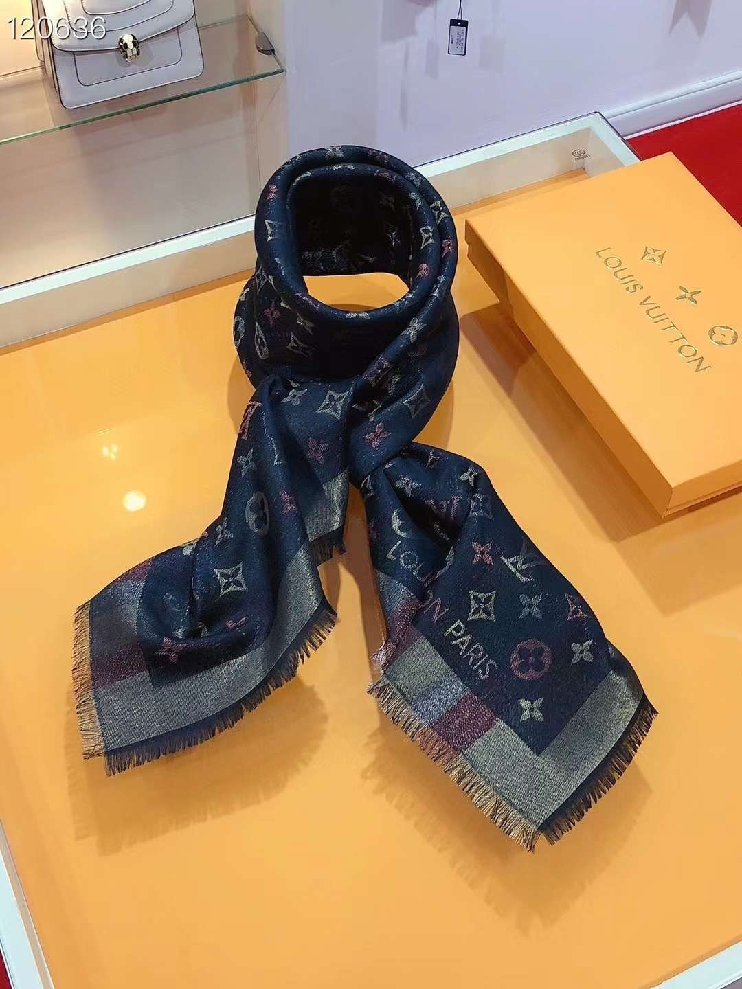 LOUIS VUITTON SCARF SHAWL PONCHO 100% AUTHENTIC CLASSIC SILK BLACK