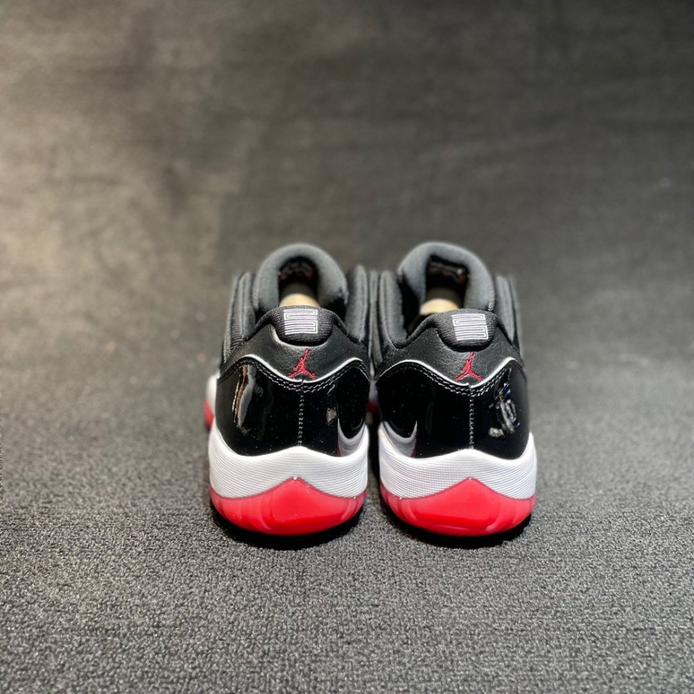 AJ 11 Retro Low ‘Bred’ FV5104-006 2025 Unisex Black Red