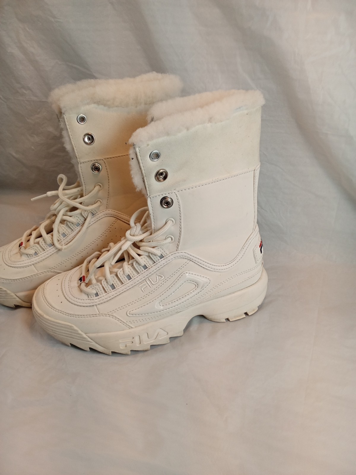 Womens Fila Winter Boots 6 1/2, White