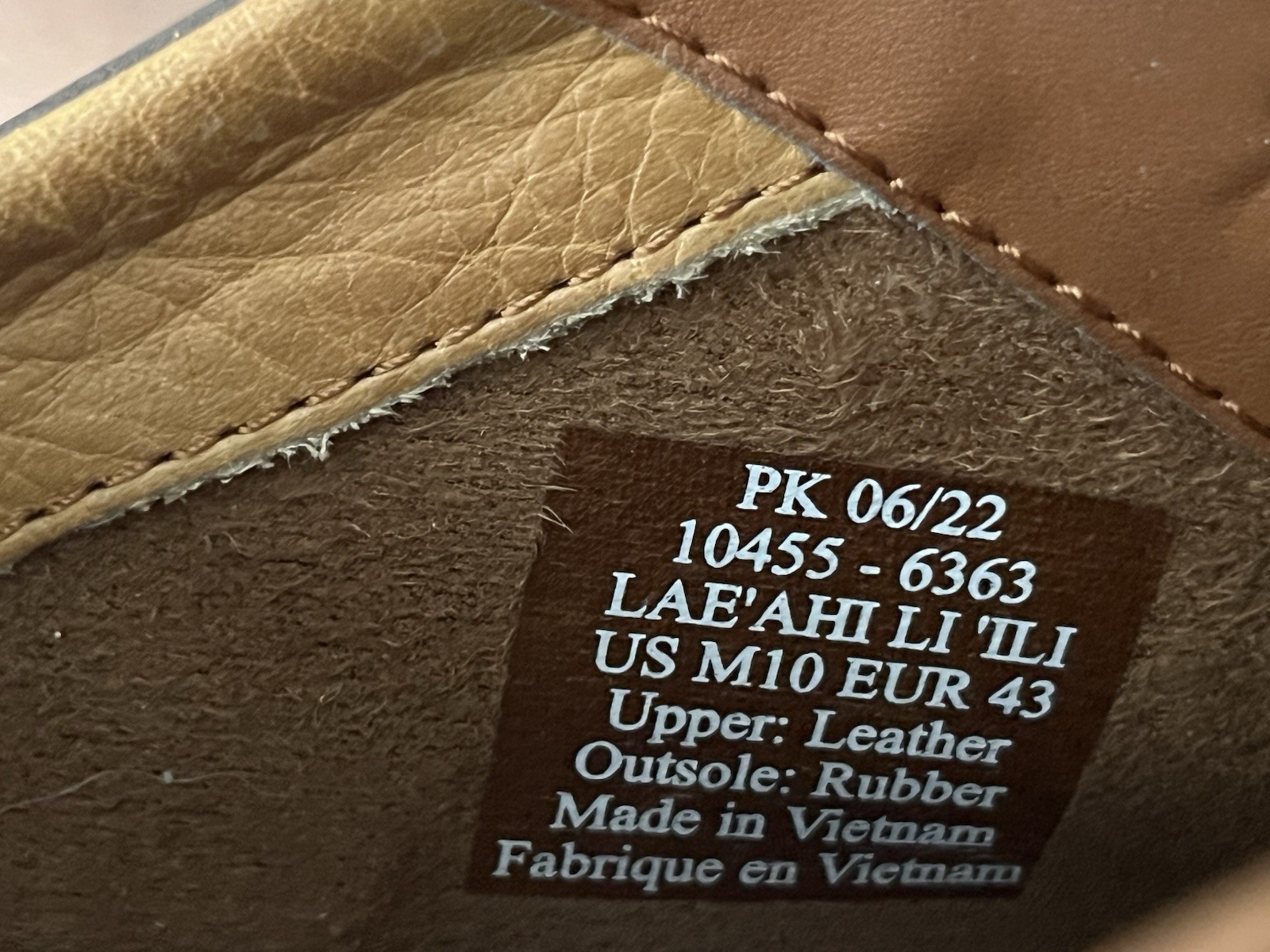 OluKai Lae’ahi Li ‘Ili Shoes Men’s Size 10 Brown Leather Casual Sneakers