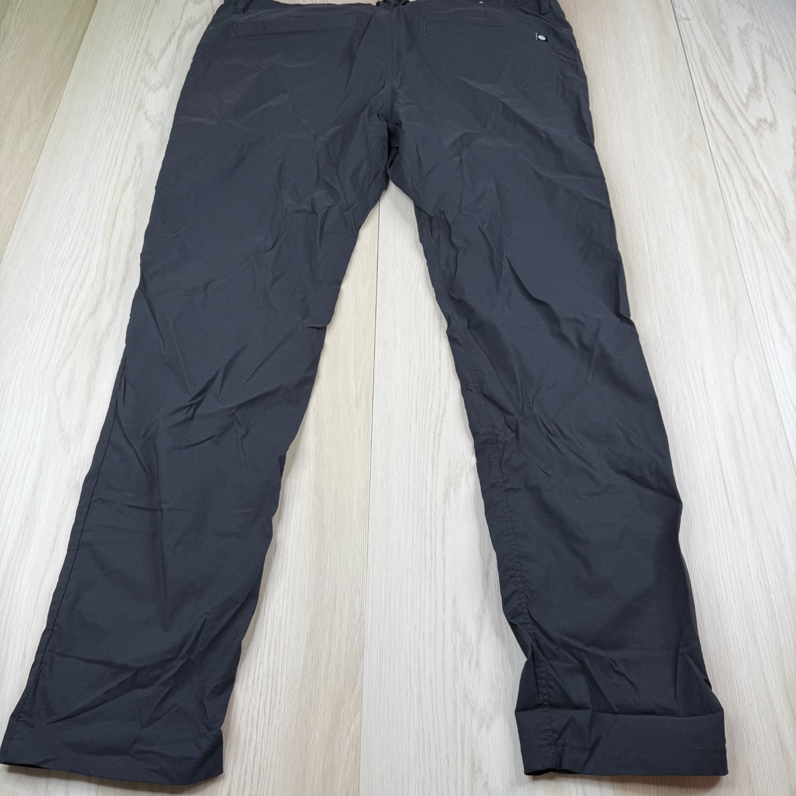 686 Everywhere Collection Mens Black Slim Fit Drawstring Hiking Pants Size 38×34