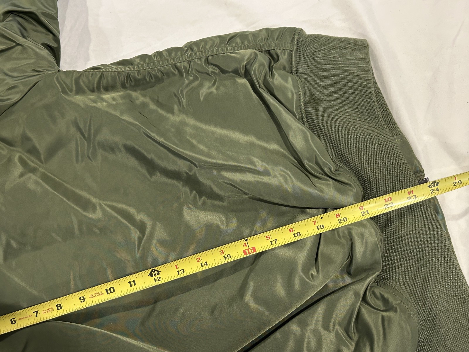 Alpha Industries USAF MA-1 Flight Bomber Jacket Sage Green Slim Fit Medium NEW