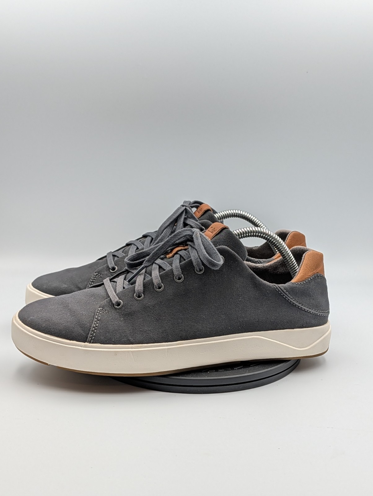 Olukai Lae’ahi Li Men’s Casual Shoes. Size 8.5 (EUR 41.5) Dark Gray Canvas.