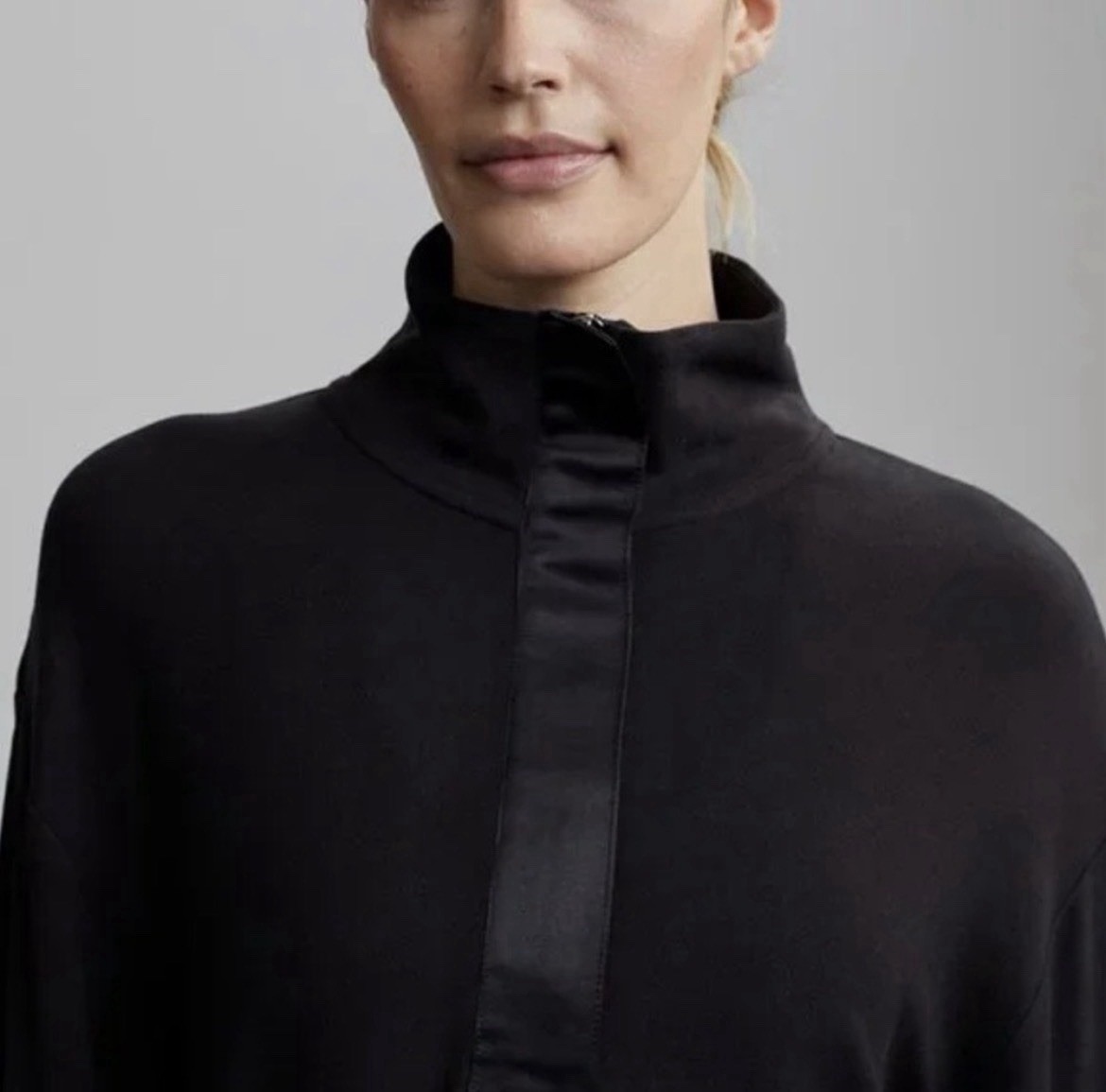 Varley Roeder Mid Layer Women’s Black 1/2 Zip Mock Neck Sweatshirt, sz L