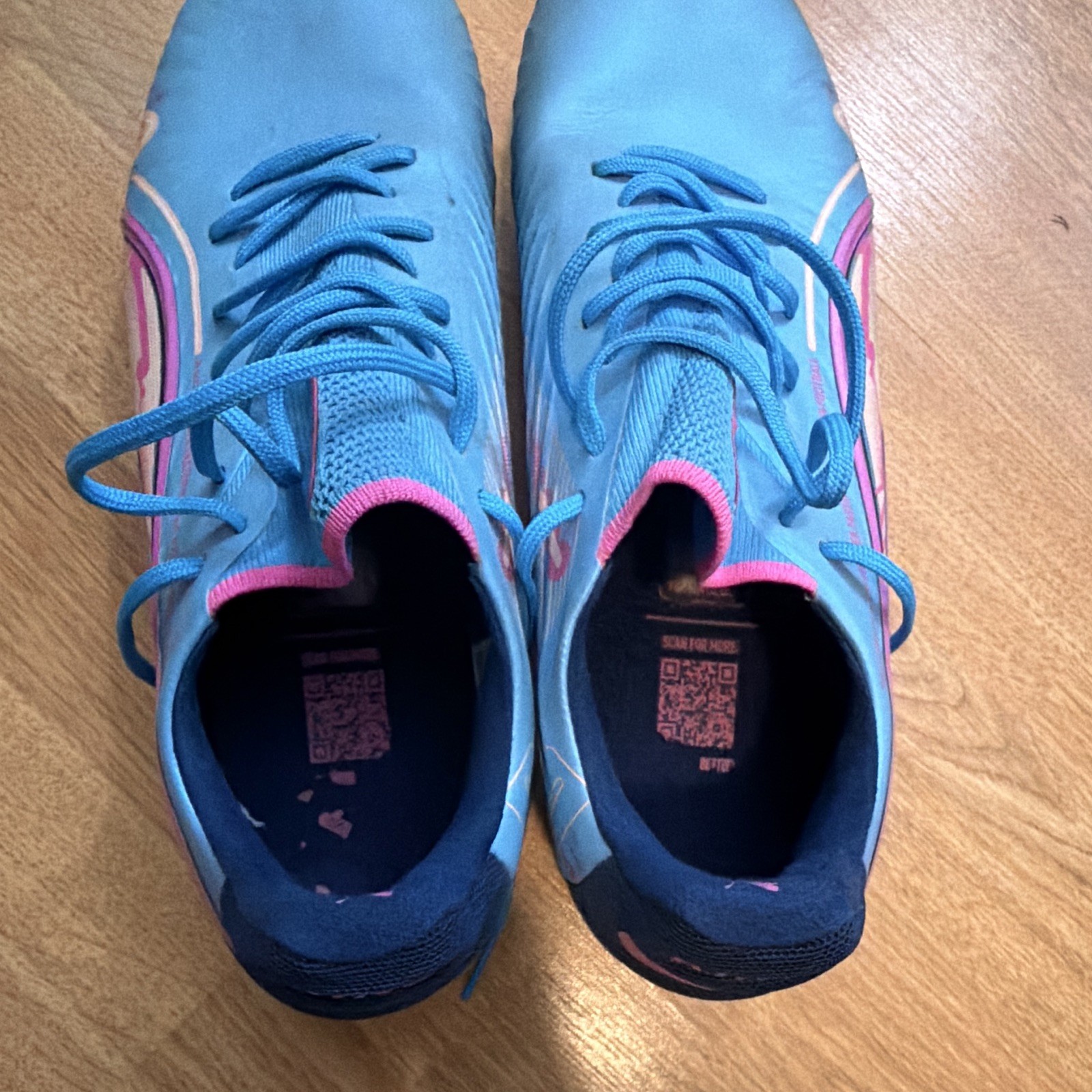 PUMA King Ultimate Men’s Soccer Cleats (Luminous Blue-Poison Pink-Blazing)