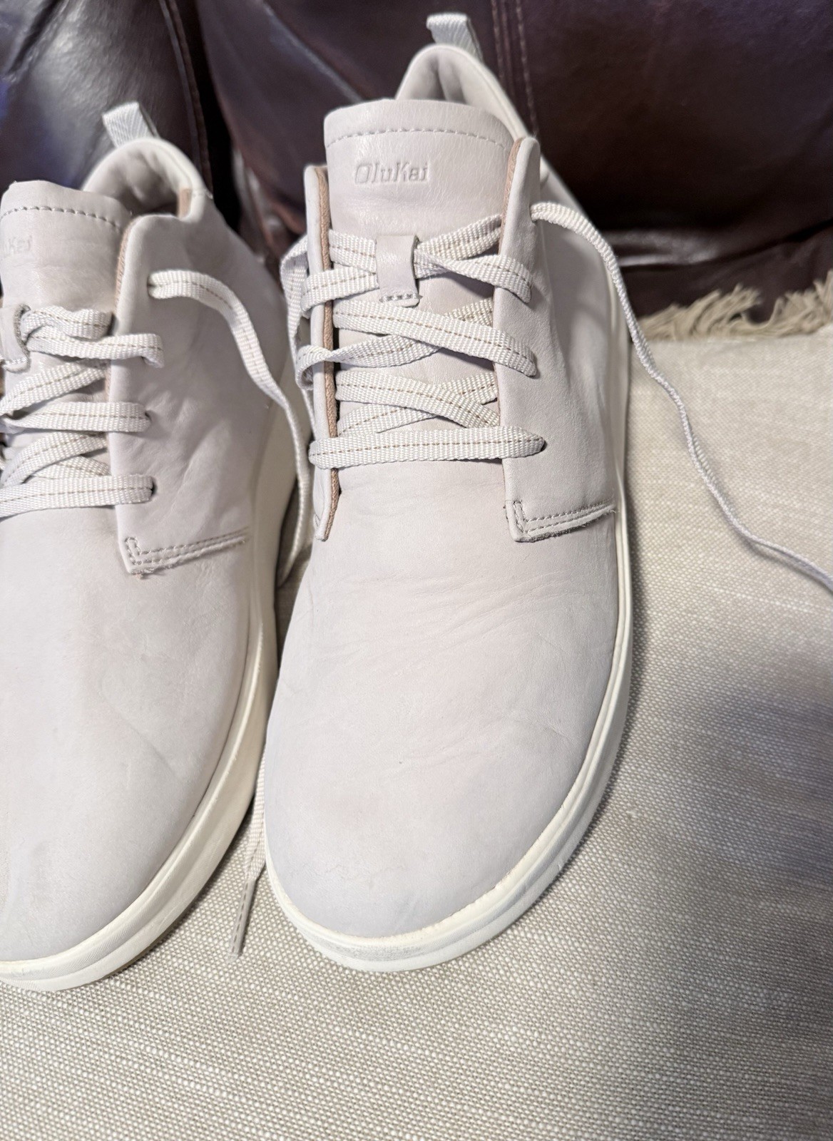 OluKai WAO Women’s Gray Leather Low Top Lace-Up Sneakers US 10 EU 40