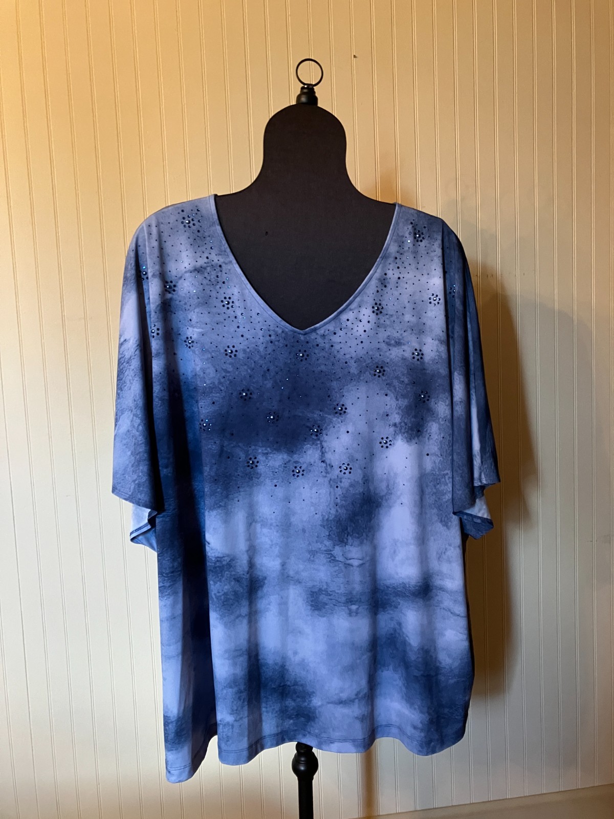 CATHERINES ~2X~Blue Tie Dye~Flutter S/SLV~Stud Embellished~Slinky Knit Tunic Top