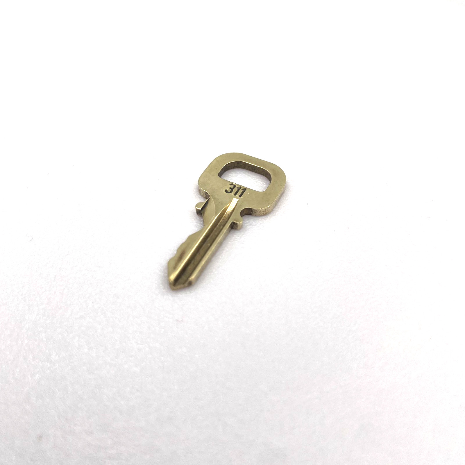 LOUIS VUITTON Padlock Key Set R10000 Random Numbers Polished Authentic