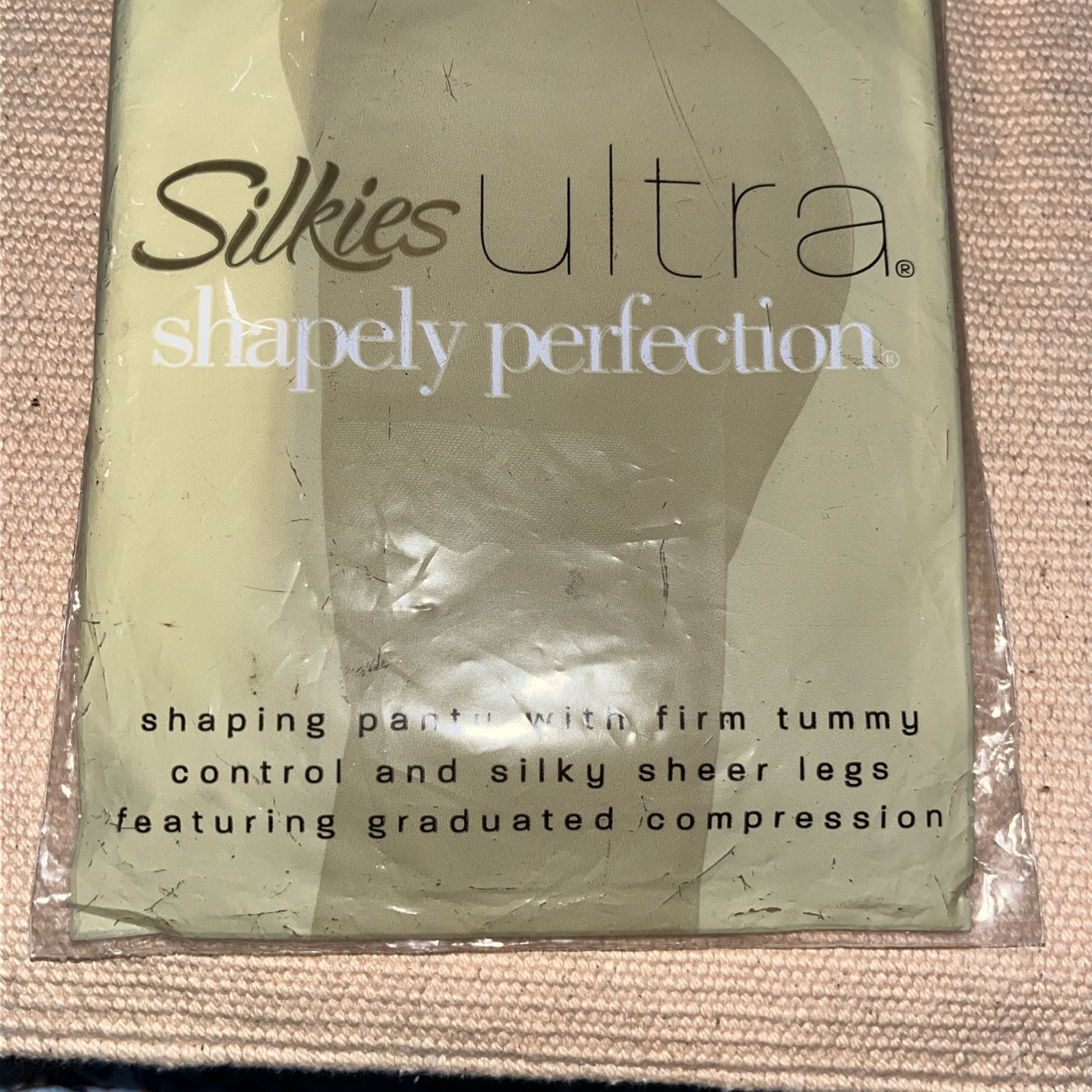 VTG Silkies Ultra Shapely Perfection Pantyhose Large Nude 81% Nylon 19% Spandex
