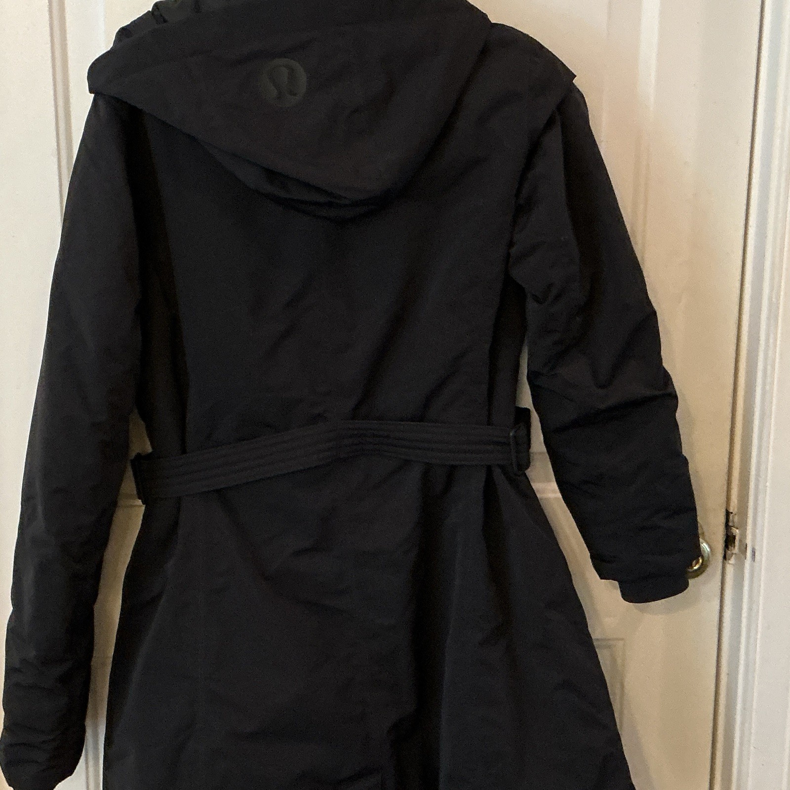 lululemon Women’s Hooded Insulated Belted Long Parka Coat 12 Black