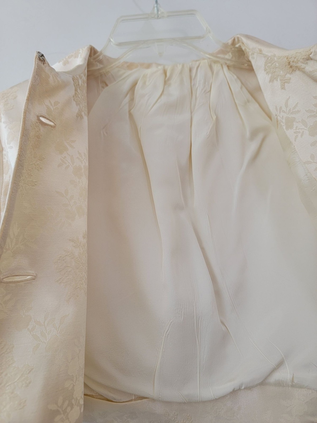 Vintage 50s/60s Ivory Brocade Floral Jacquard Dress & Cropped Jacket Set S/M