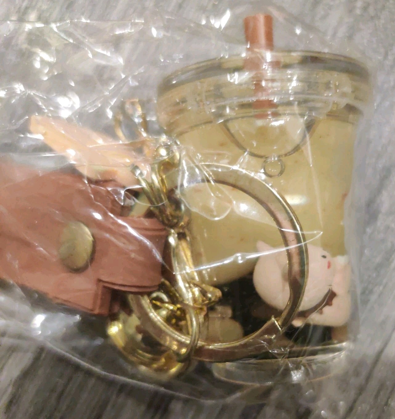Moge Tee Boba Milk Tea Keychain Cute Bear with Moving Liquid and Boba and Bell