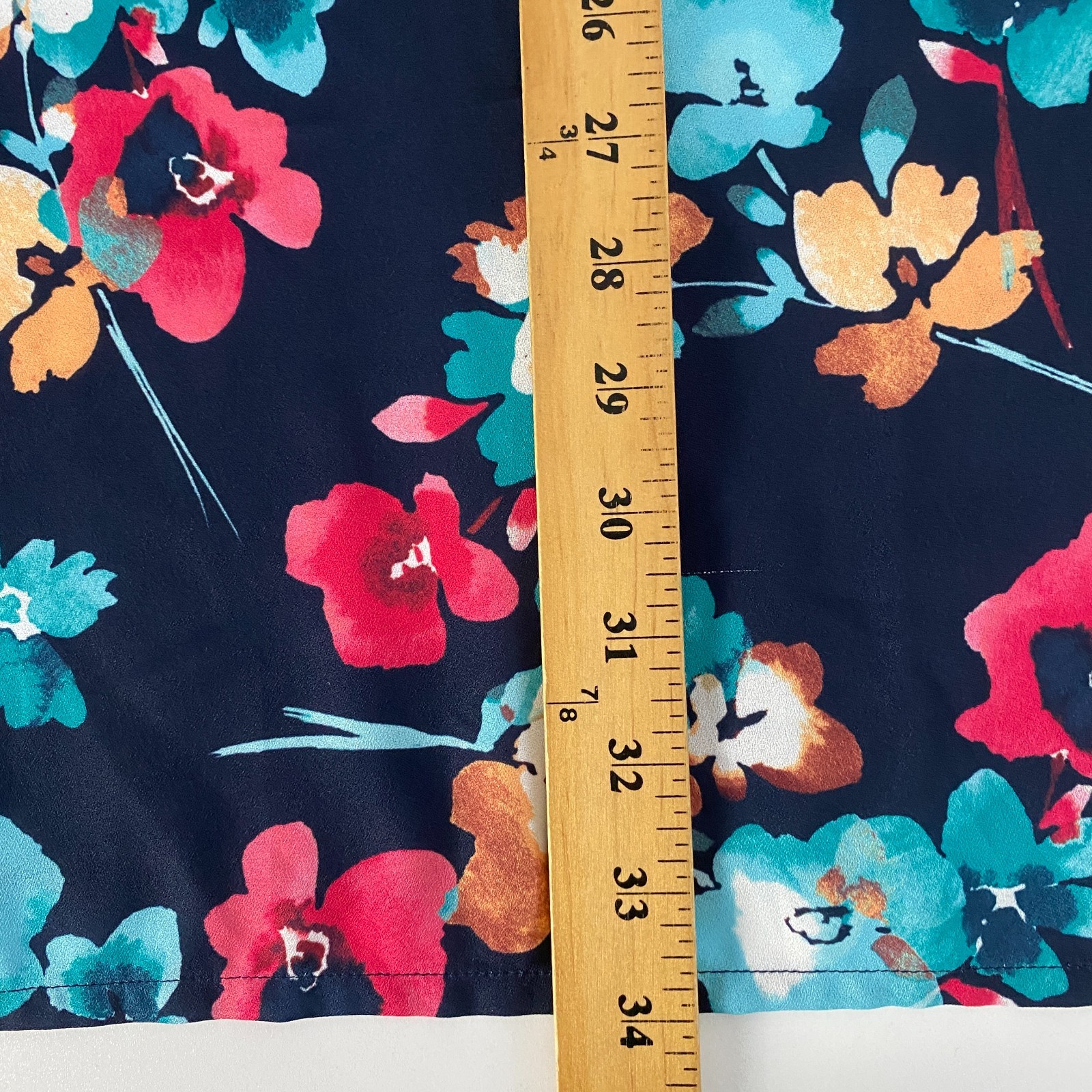 Catherines Embellished 3/4 Sleeves Floral Tunic Size 2X Split Neck Pullover