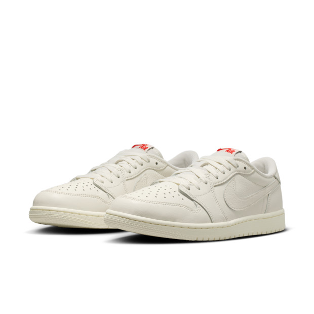 Air Jordan 1 Low OG ‘Sail’ HQ6998-100
