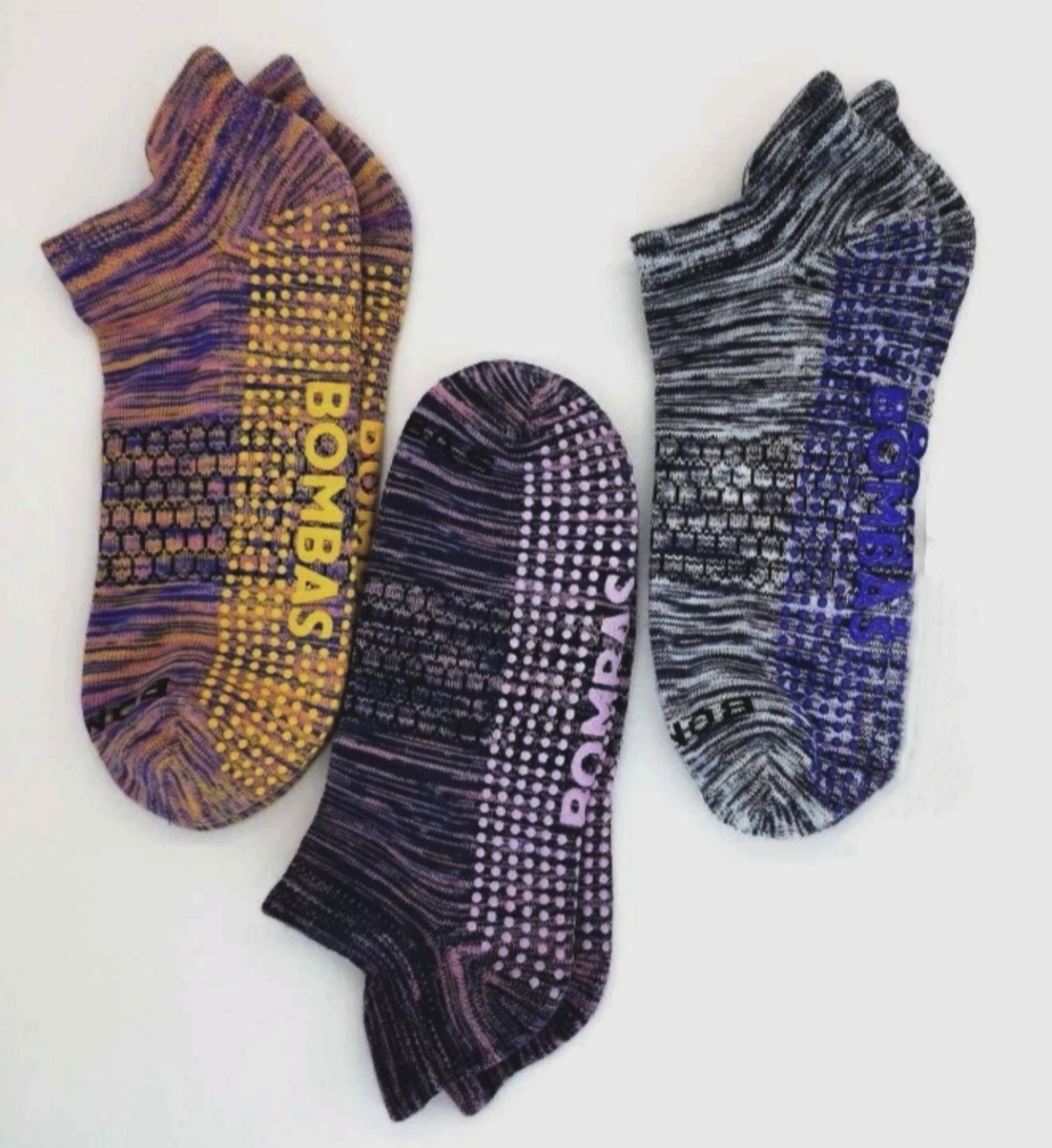 3 Pair Size M Bombas Performance Gripper Honeycomb Ankle Socks Women’s (as show)