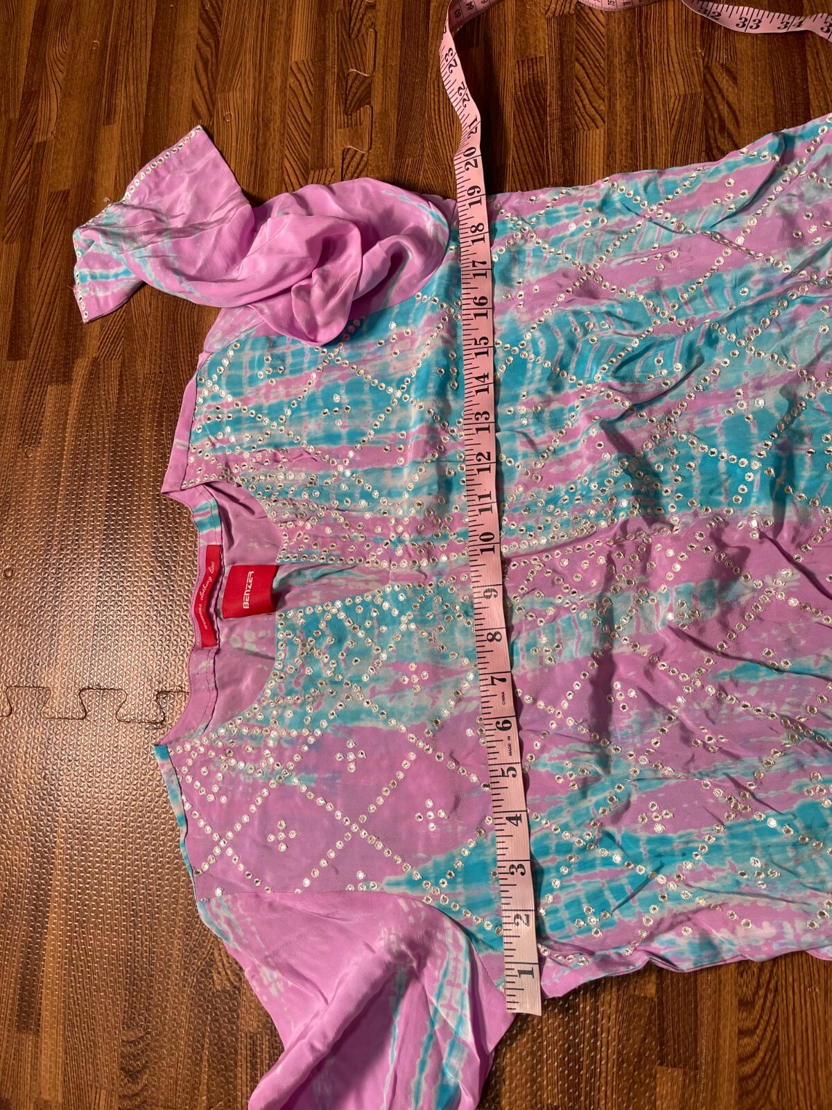 Lot of 2 pcs Women’s Blouses Various Colors: Benzer & Louis Fashion