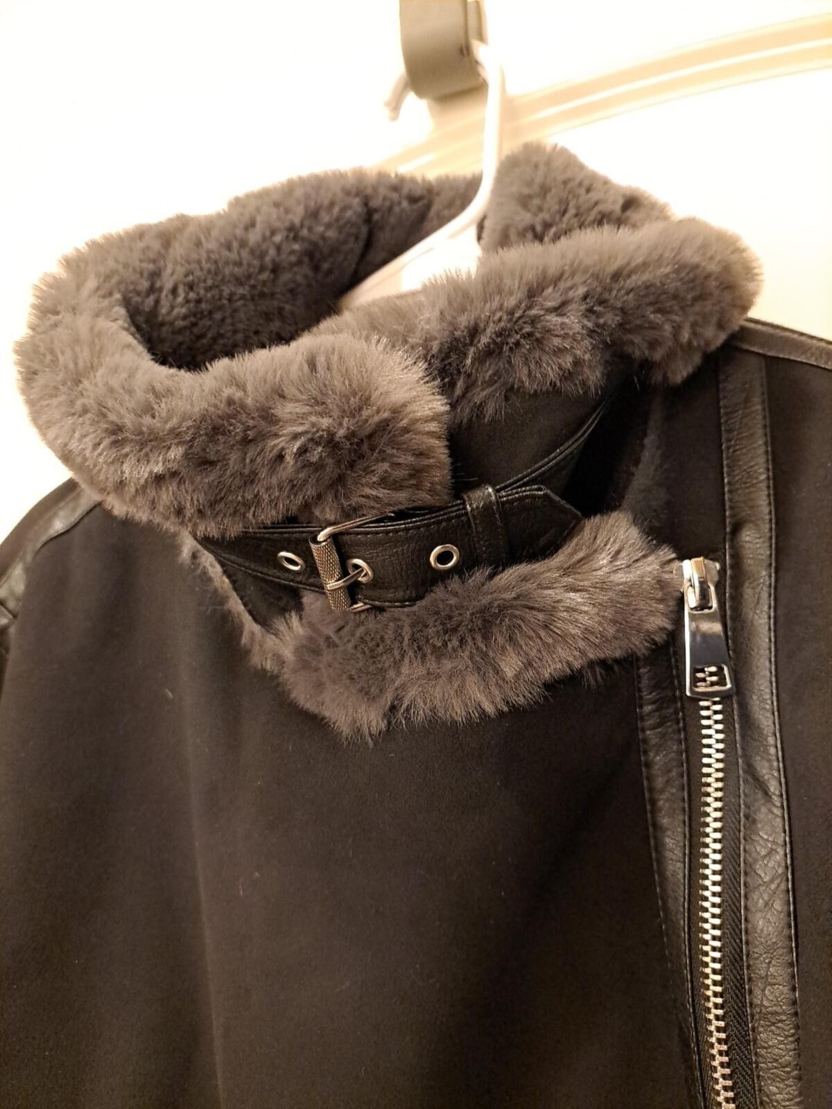 Zara Faux Fur Moto Jacket Black Size L Short EUC 100% Returns Accepted