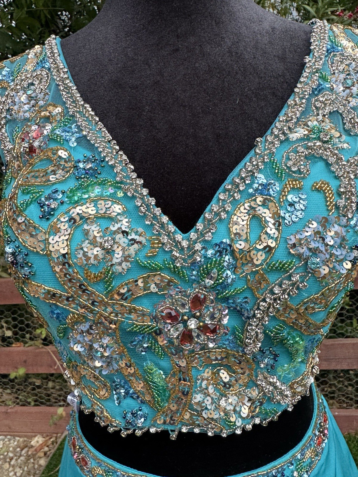 Sherri Hill Aqua Beaded Sequin Mermaid Gown V-Neck two-piece Long Formal 4