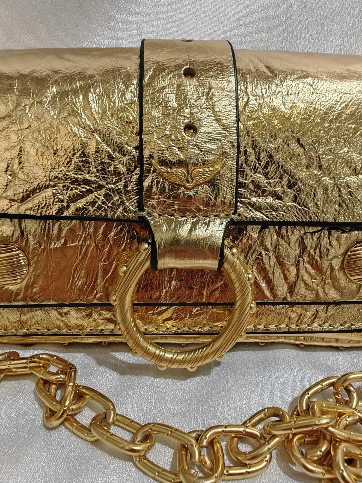 🎁🎁Zadig&Voltaire 20cm Women Gold Wrinkle Cow Leather Shoulder Bag Phone Pouch