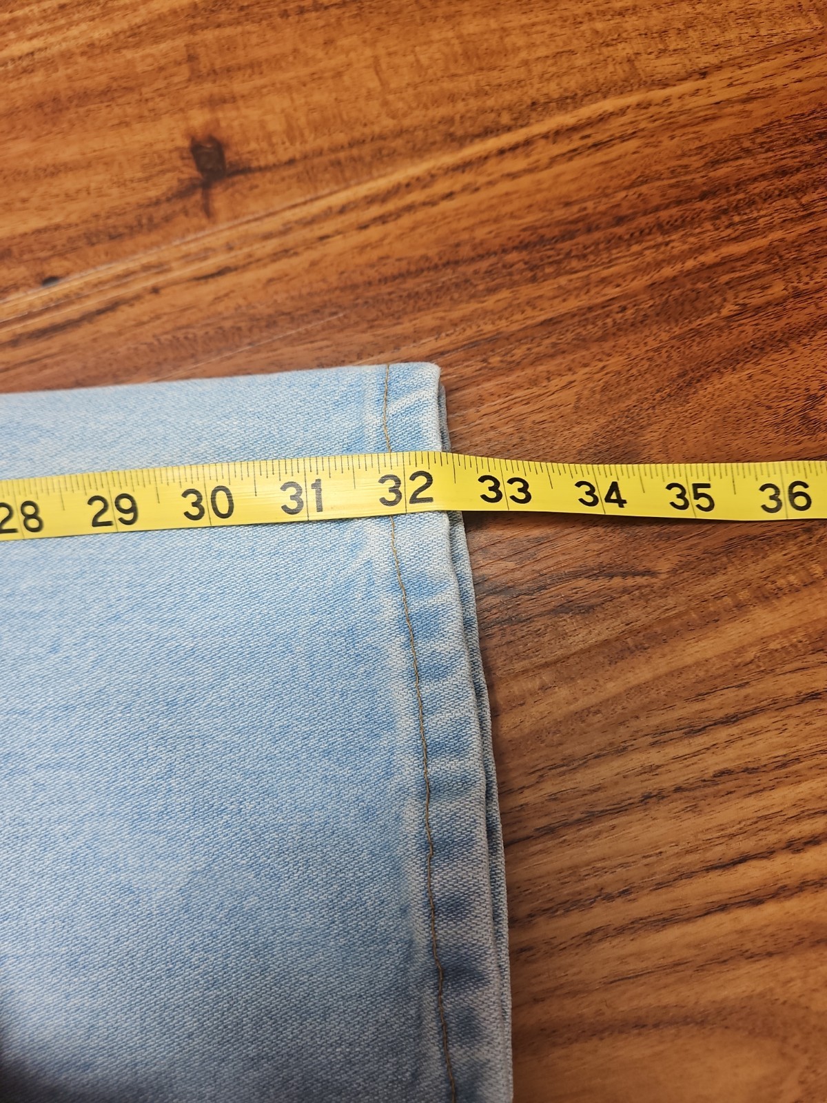 Wrangler Jeans Mens 35×32 Blue Light Wash Cowboy Cut Slim Straight Denim 936GBH