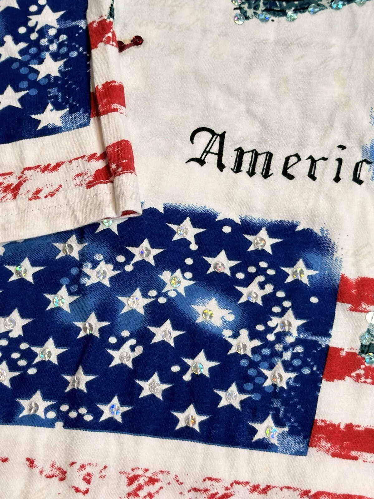 Collections Etc American Flag Knit T-Shirt White Red Blue Rhinestone Raglan – M