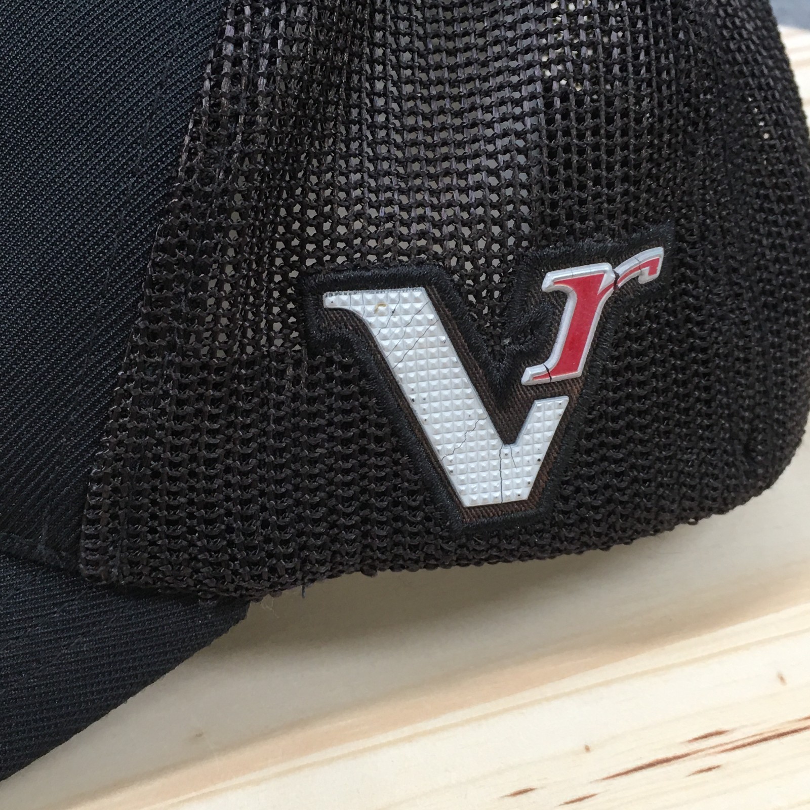 Nike Golf Cap Unisex One Size Adjustable Curved Brim Mesh Back Embroidered Black