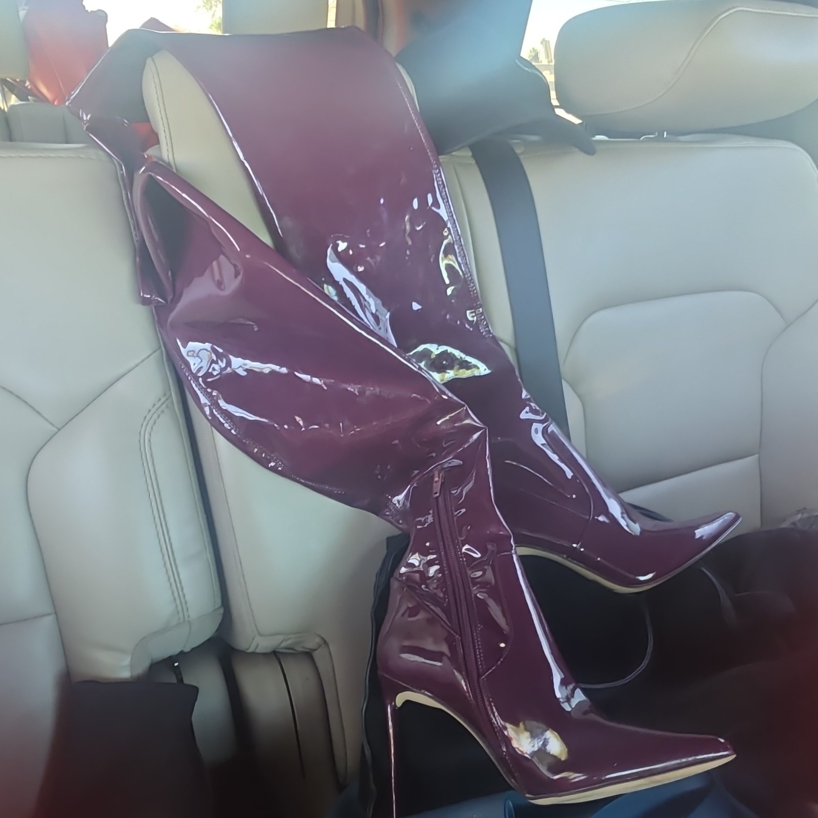 Steve Madden Women’s Purple Patent Leather Knee High Pointed Toe Zip Boots