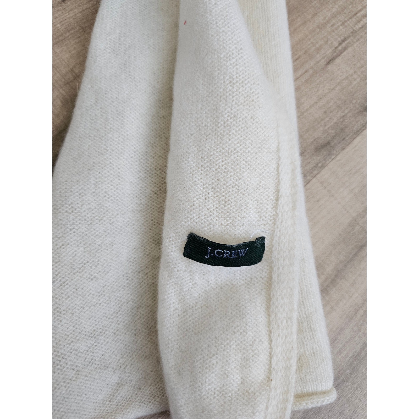 J.Crew Cream Ivory Knit cashmere Scarf Lightweight Winter Wrap Accessory
