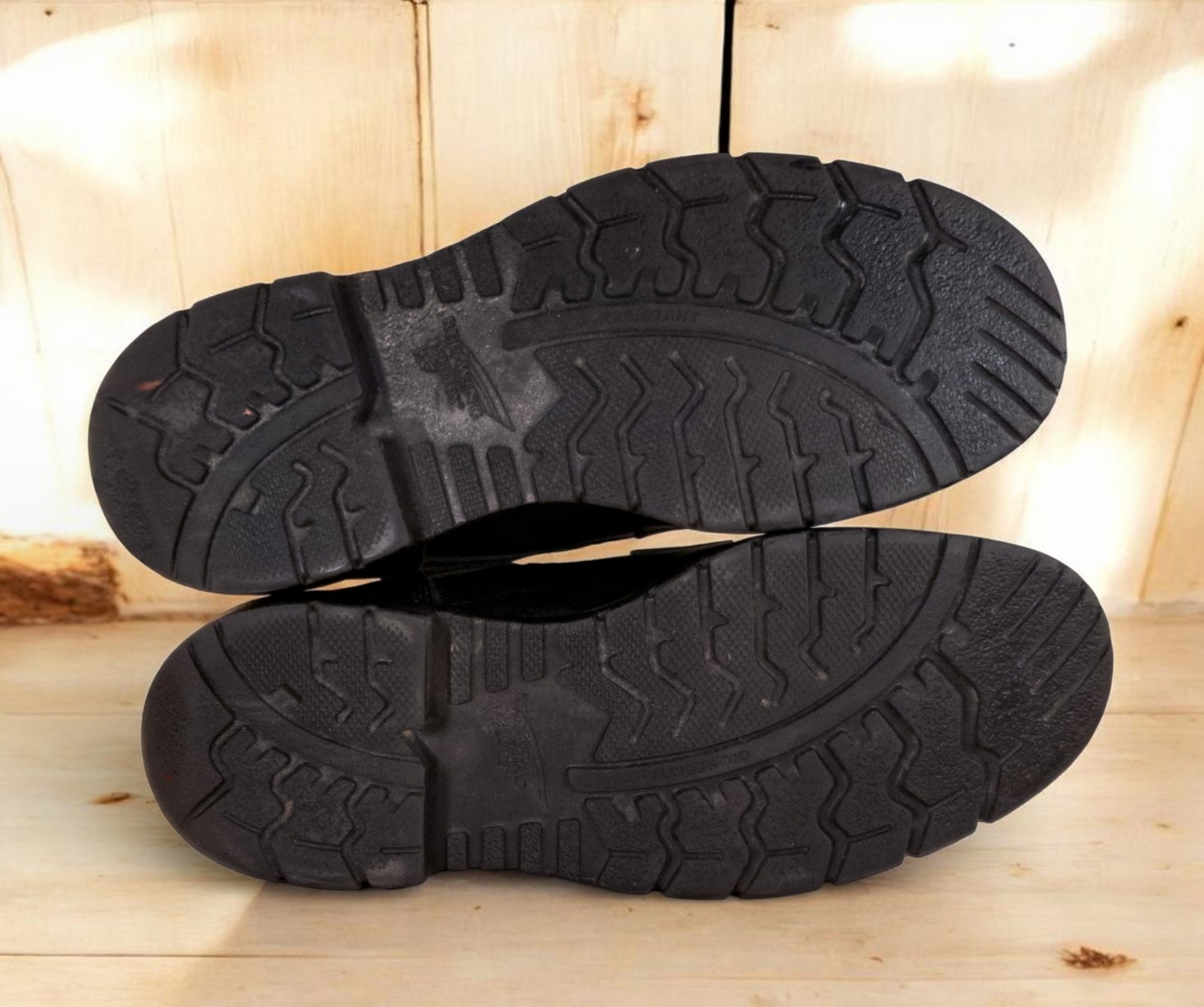 Red Wing 2223 Dynaforce Boots with Tuff Toe Size 10.5EE (Steel Toe) (USA)