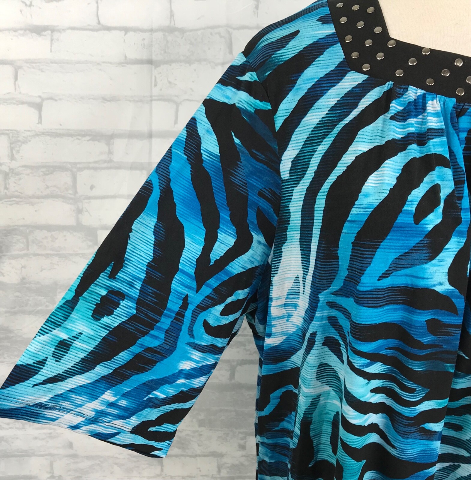 Maggie Barnes Blue Tunic Top Shirt Size 4X Pullover Knit Beaded 3/4 Sleeve