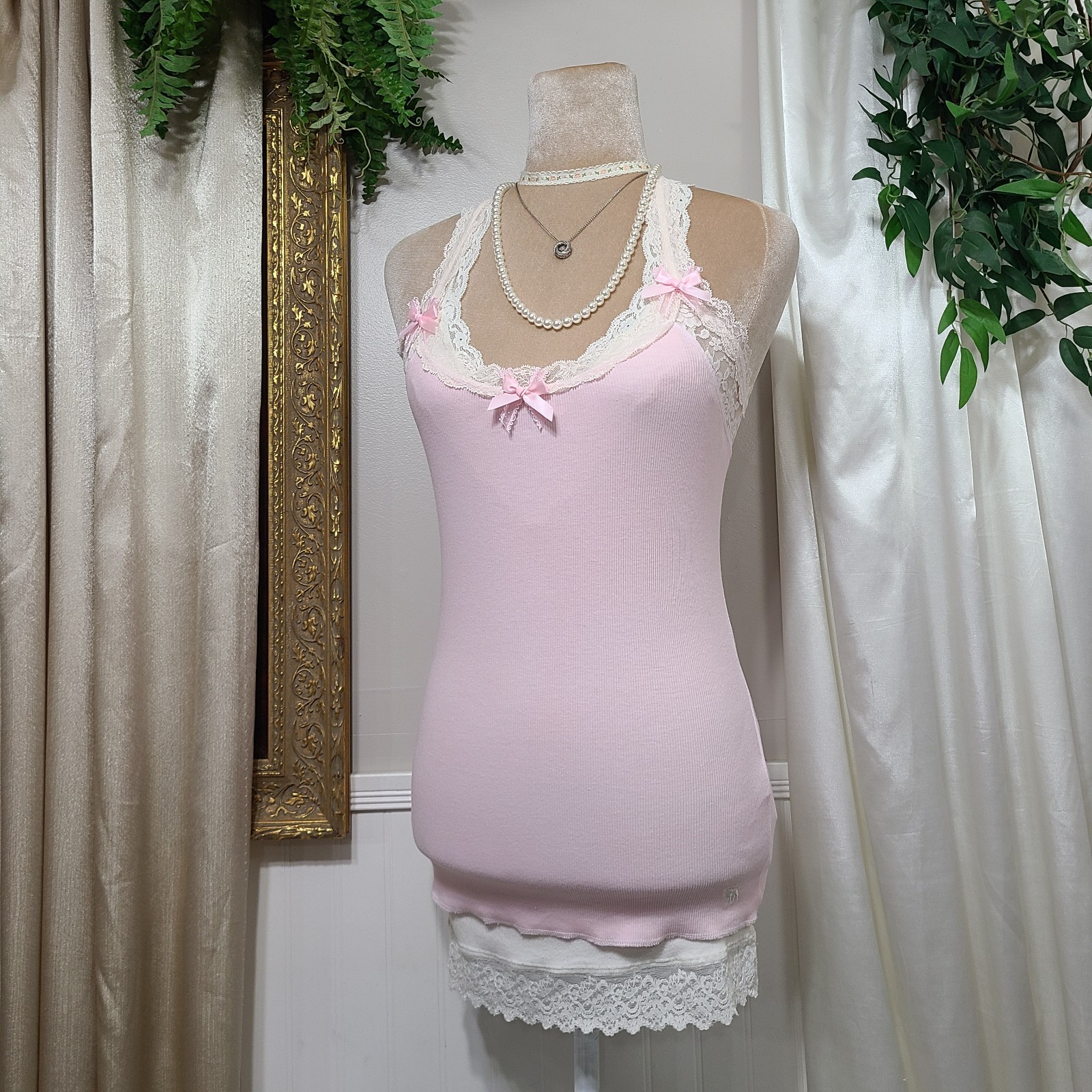 ♡ Y2K ♡ Abercrombie And Fitch Baby Pink Lace Razorback Cami Tank Top Vintage