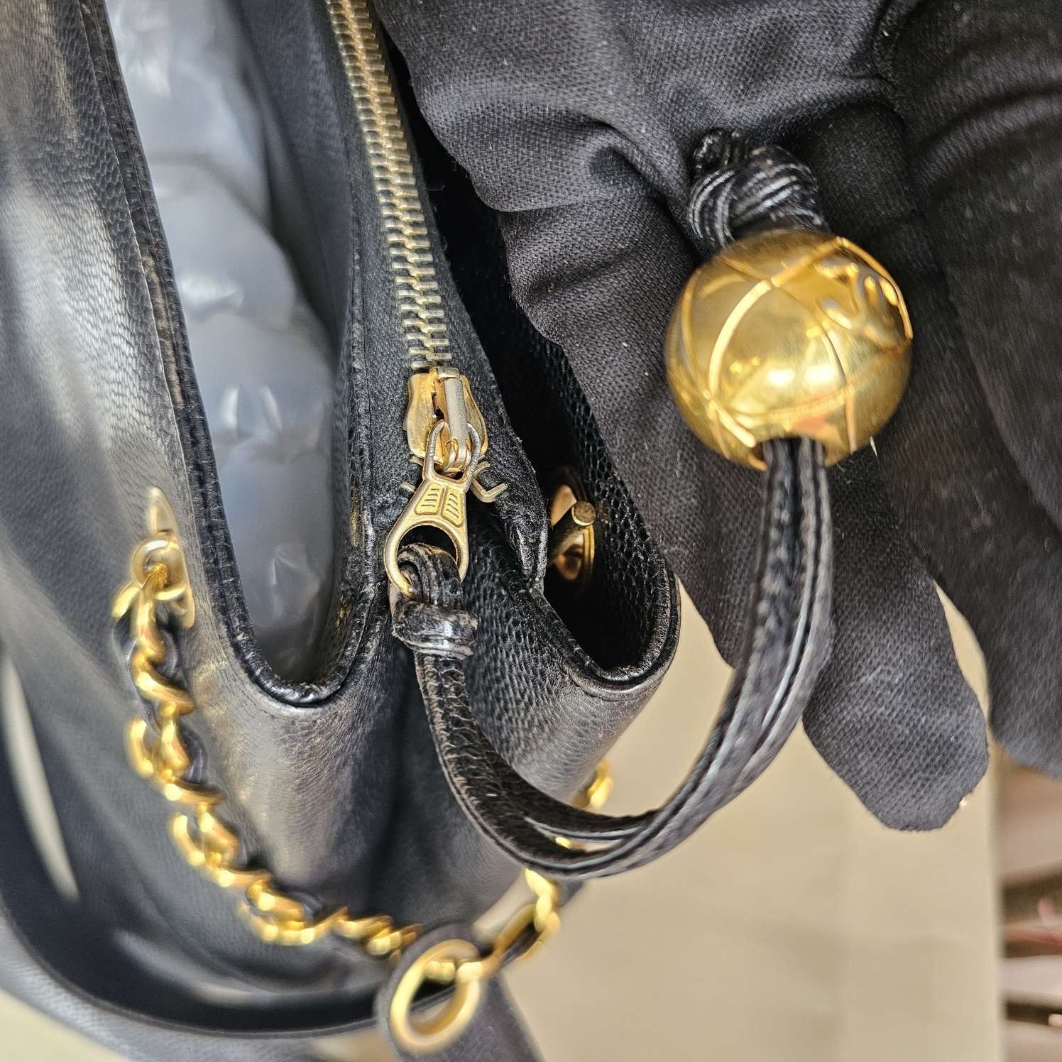 Chanel Pre-Owned Authentic Shoulder Bag Free Tracked Shipping