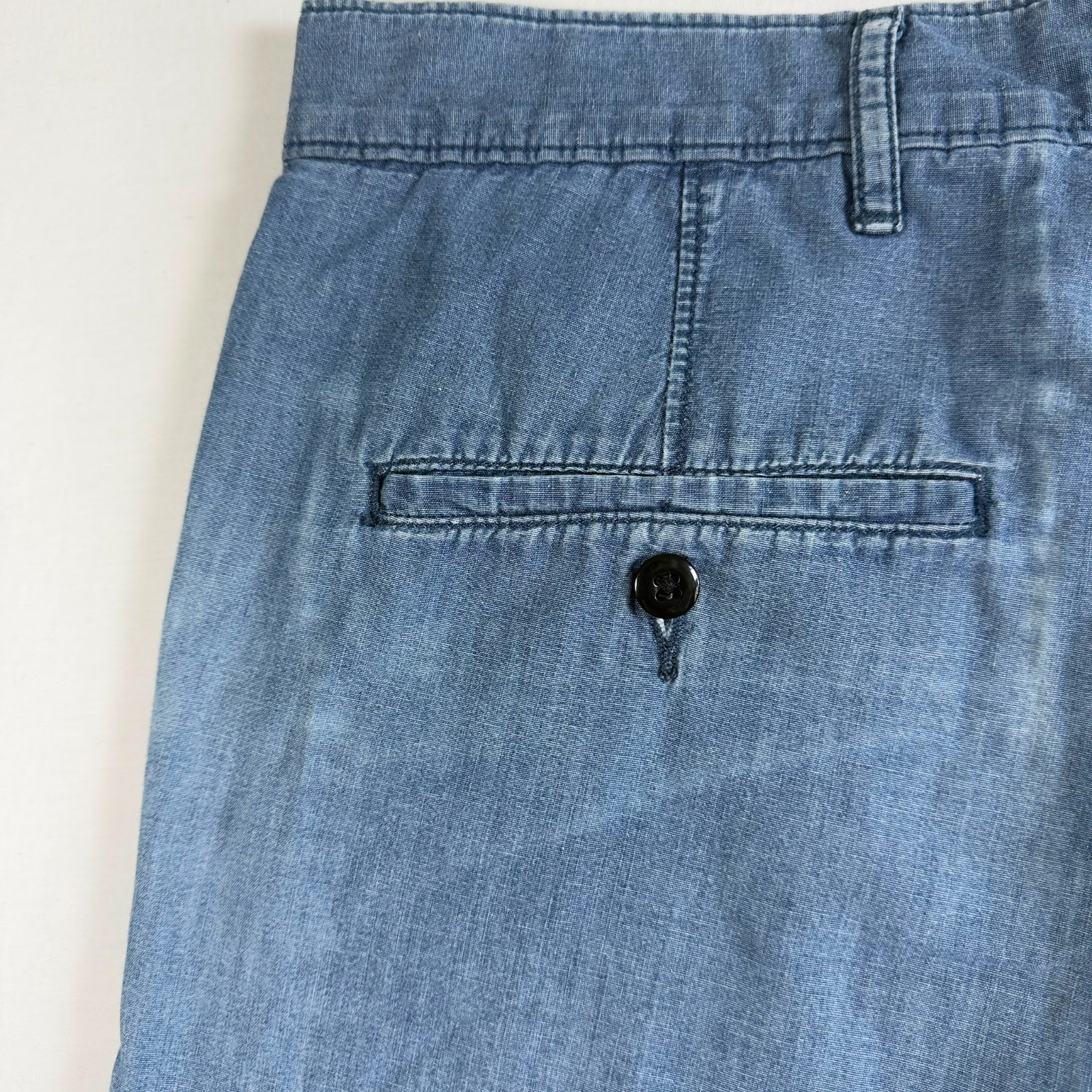 Levi’s Chino Light Wash Shorts Mens 30 Zipper fly