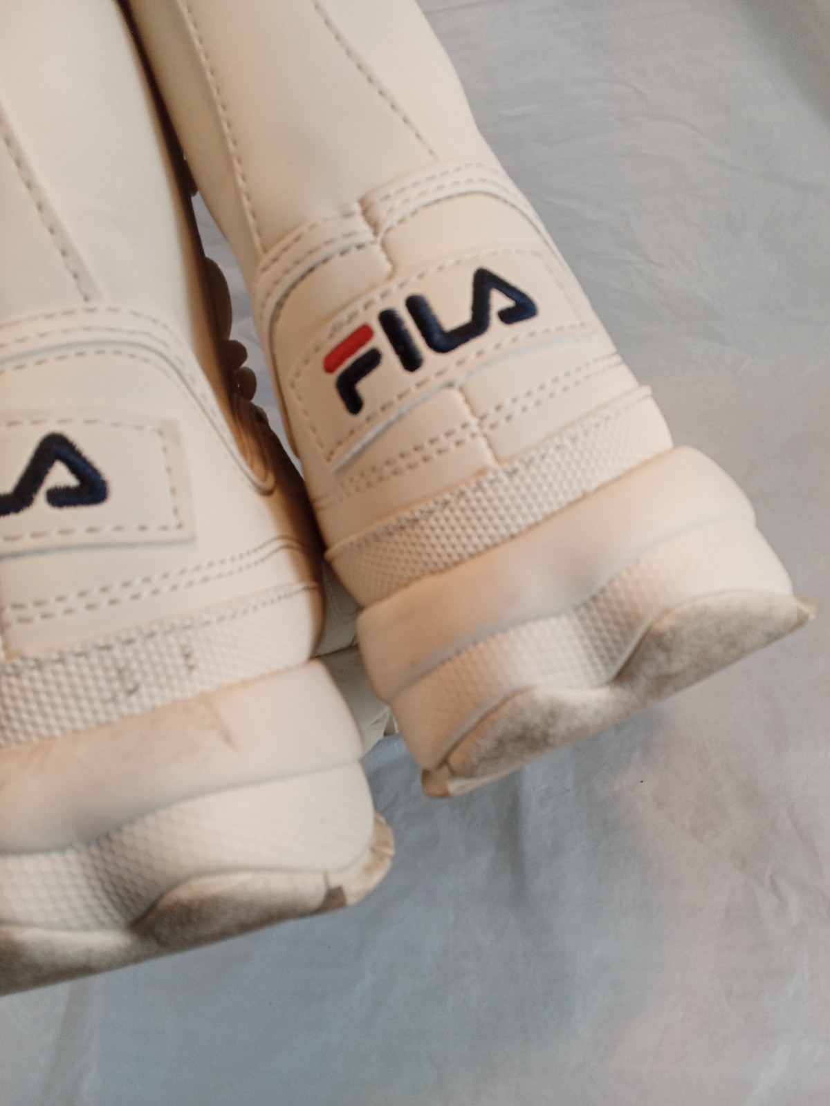 Womens Fila Winter Boots 6 1/2, White