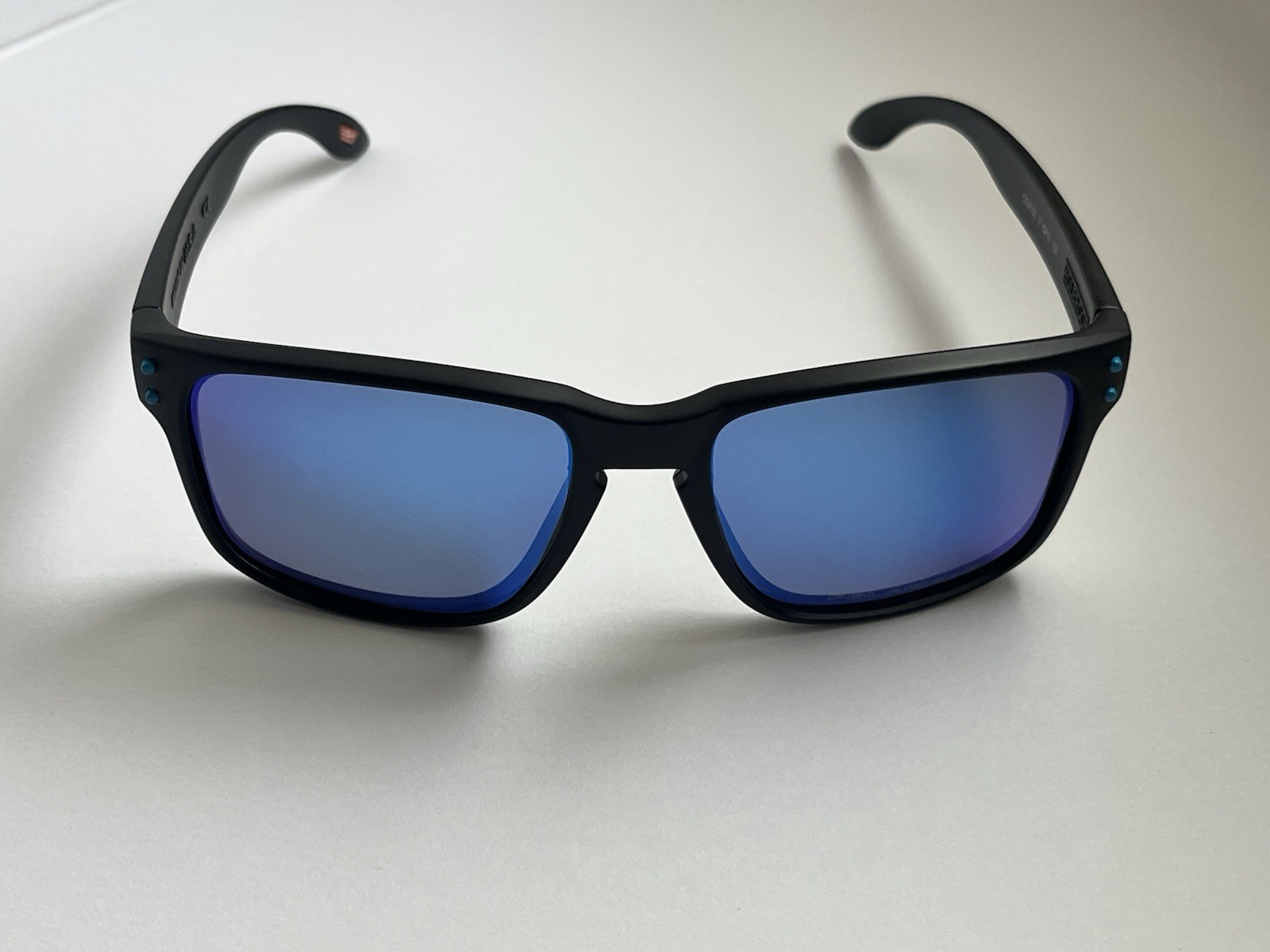 Oakley Holbrook Sunglasses Matte Black/Blue Polarized UV400