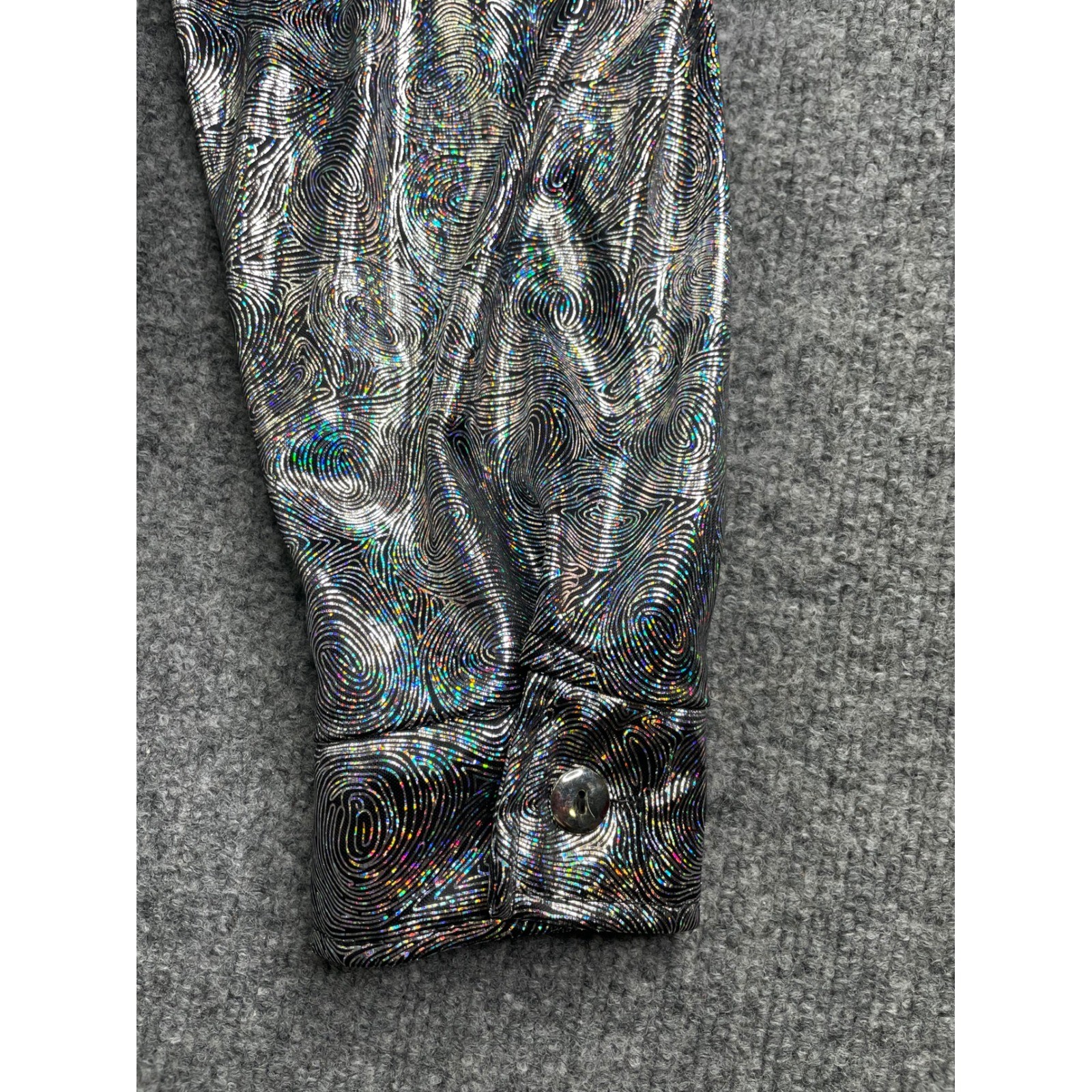 Charades Disco Shirt Mens Small Silver Holographic Swirl Button Up 01859