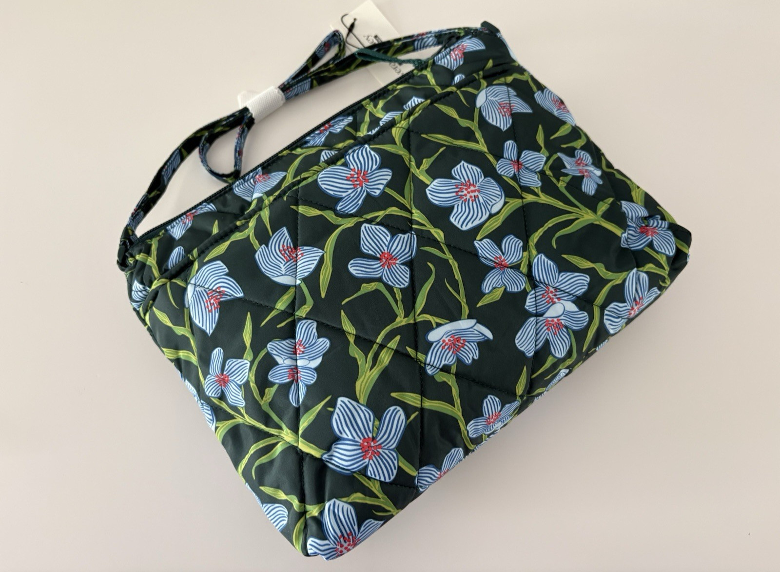 Vera Bradley NWT Large Hipster Crossbody in Ultralight CHARLOTTE STEMS Green